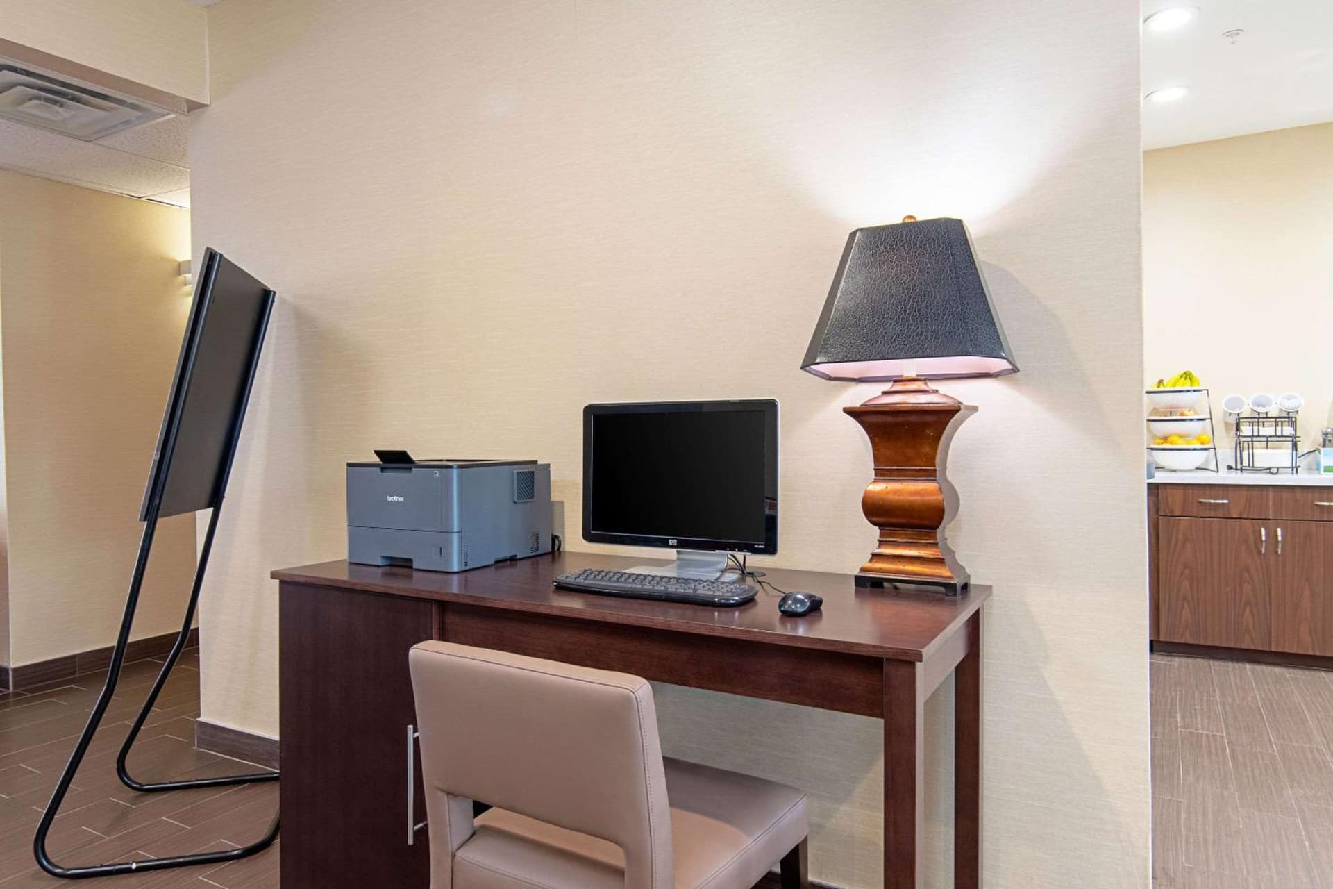 Comfort Inn & Suites and Suites Fredericksburg