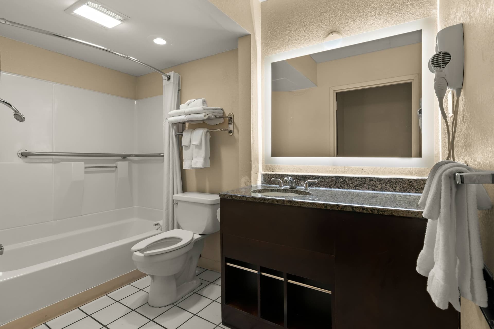 Ramada by Wyndham Harrisburg/Hershey Area