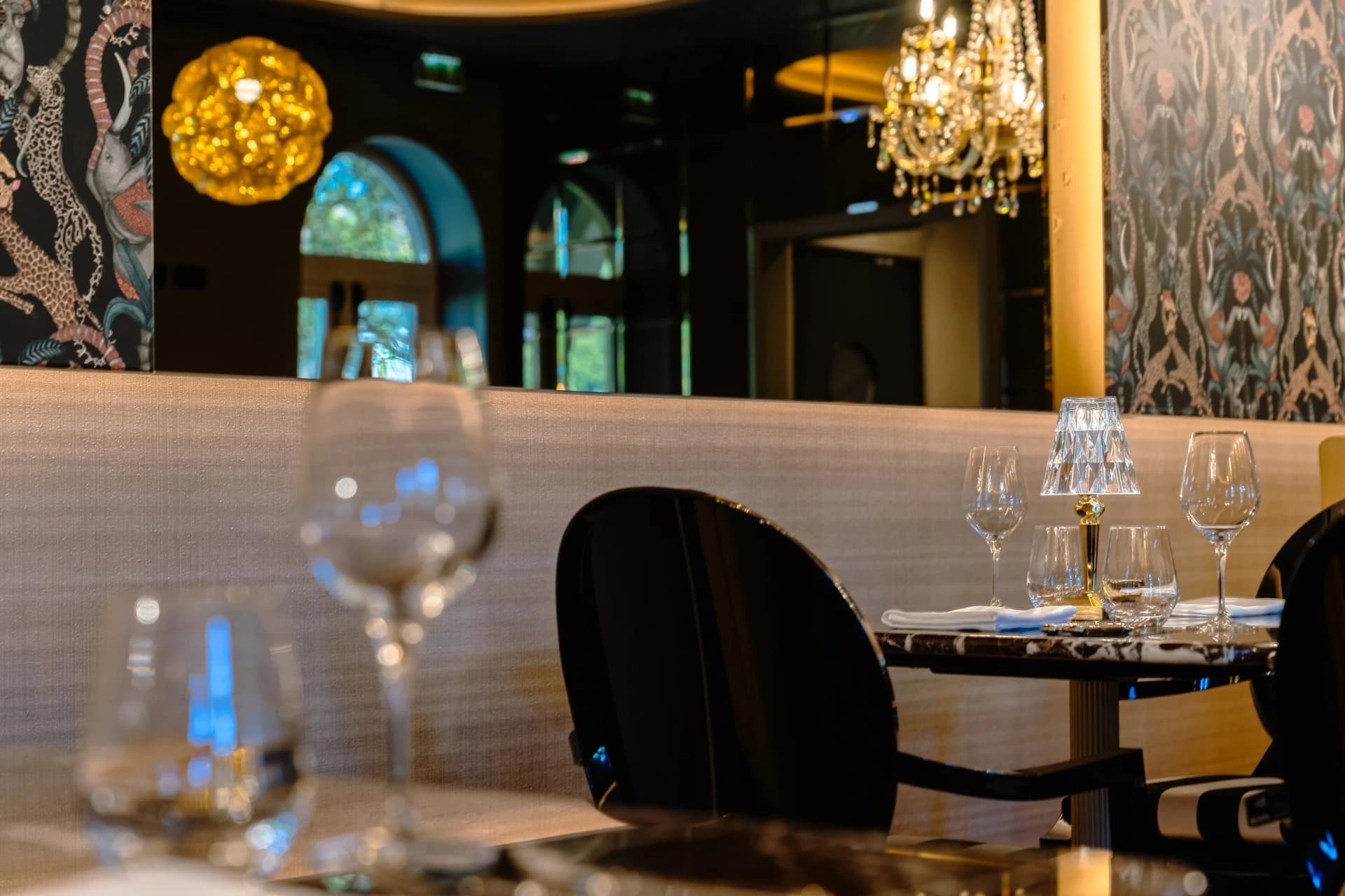 Amoure Hotel
