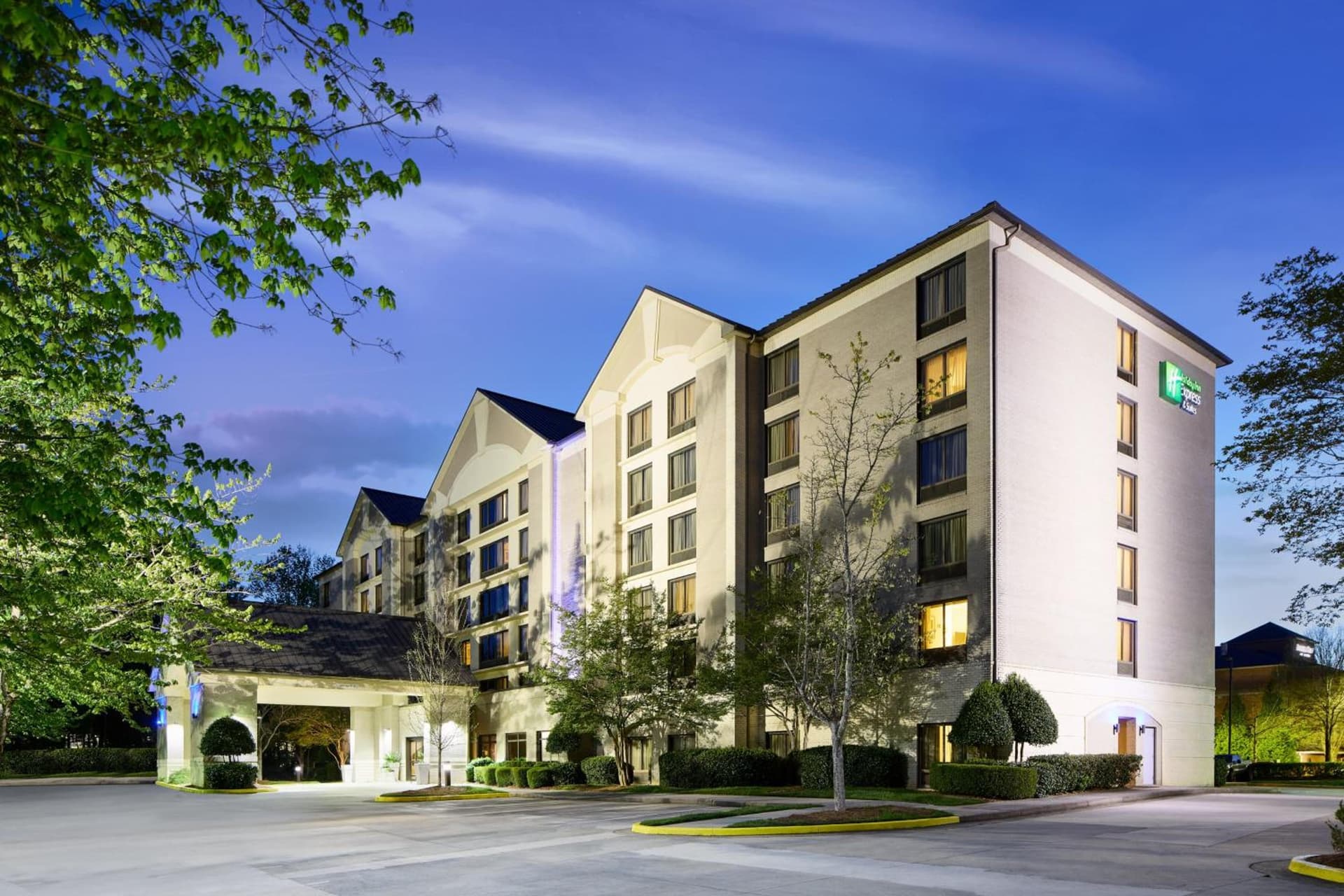Holiday Inn Express Alpharetta - Windward parkway