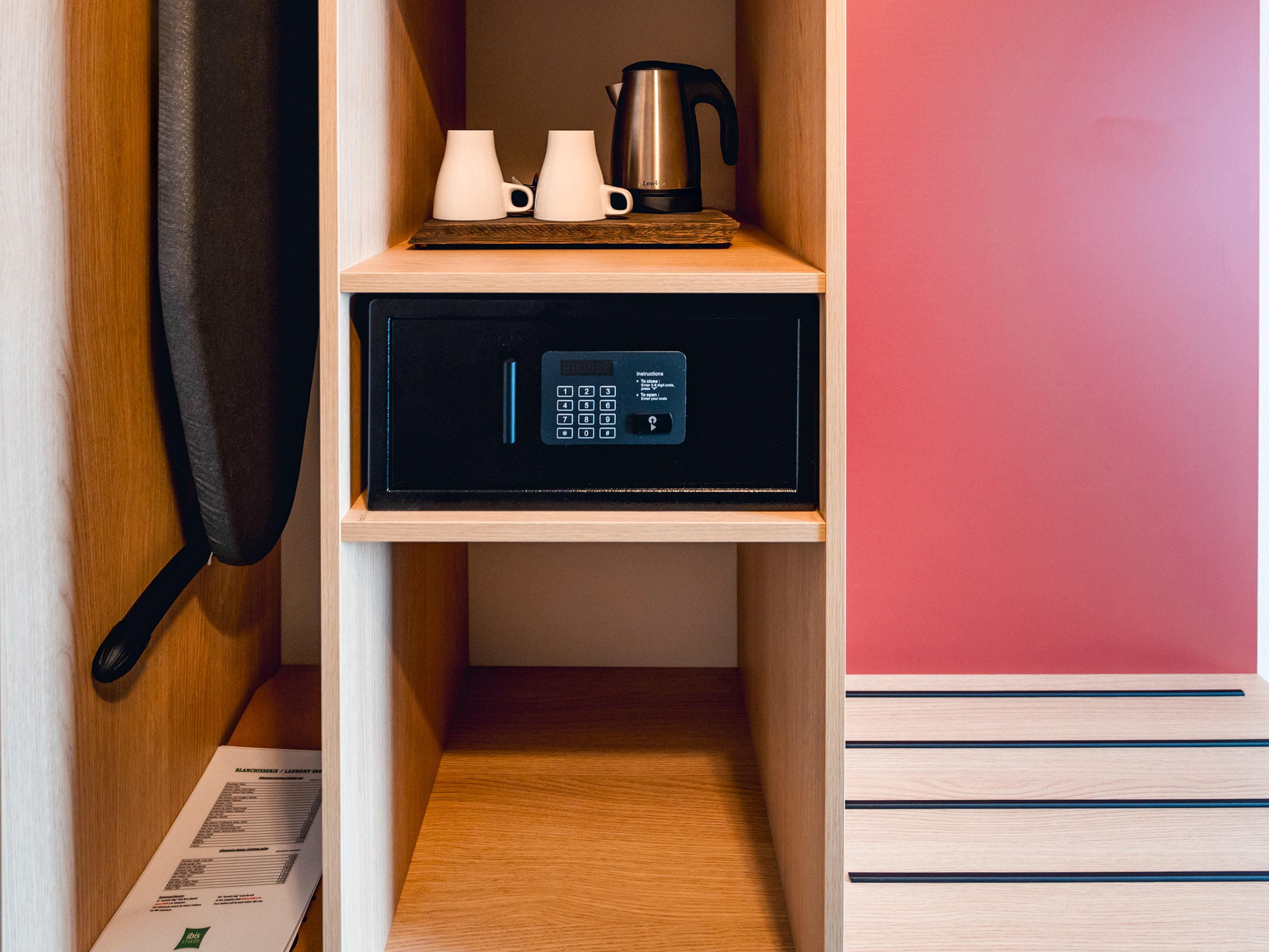 Ibis Styles Charleroi Airport Aero 44