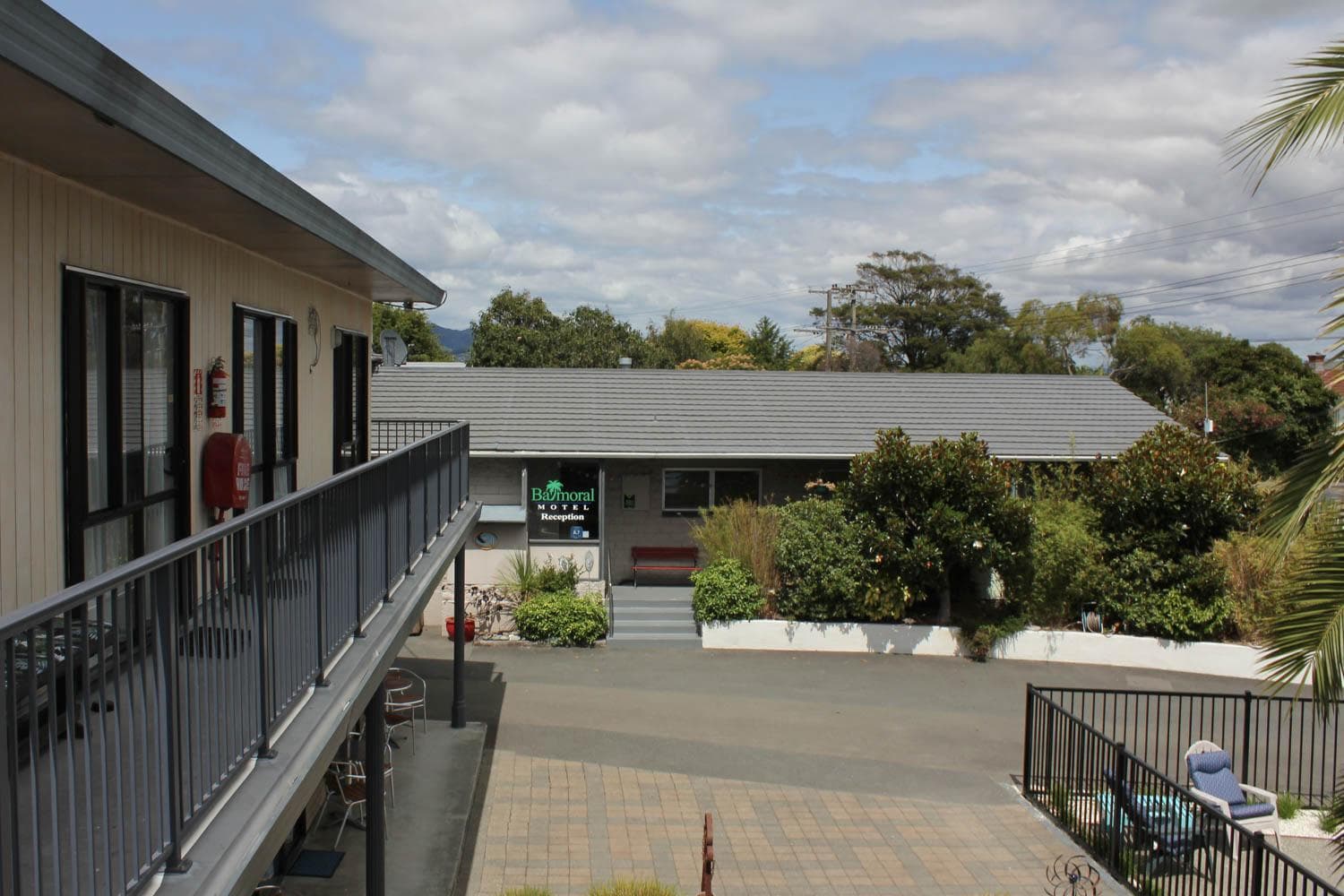 Balmoral Motel