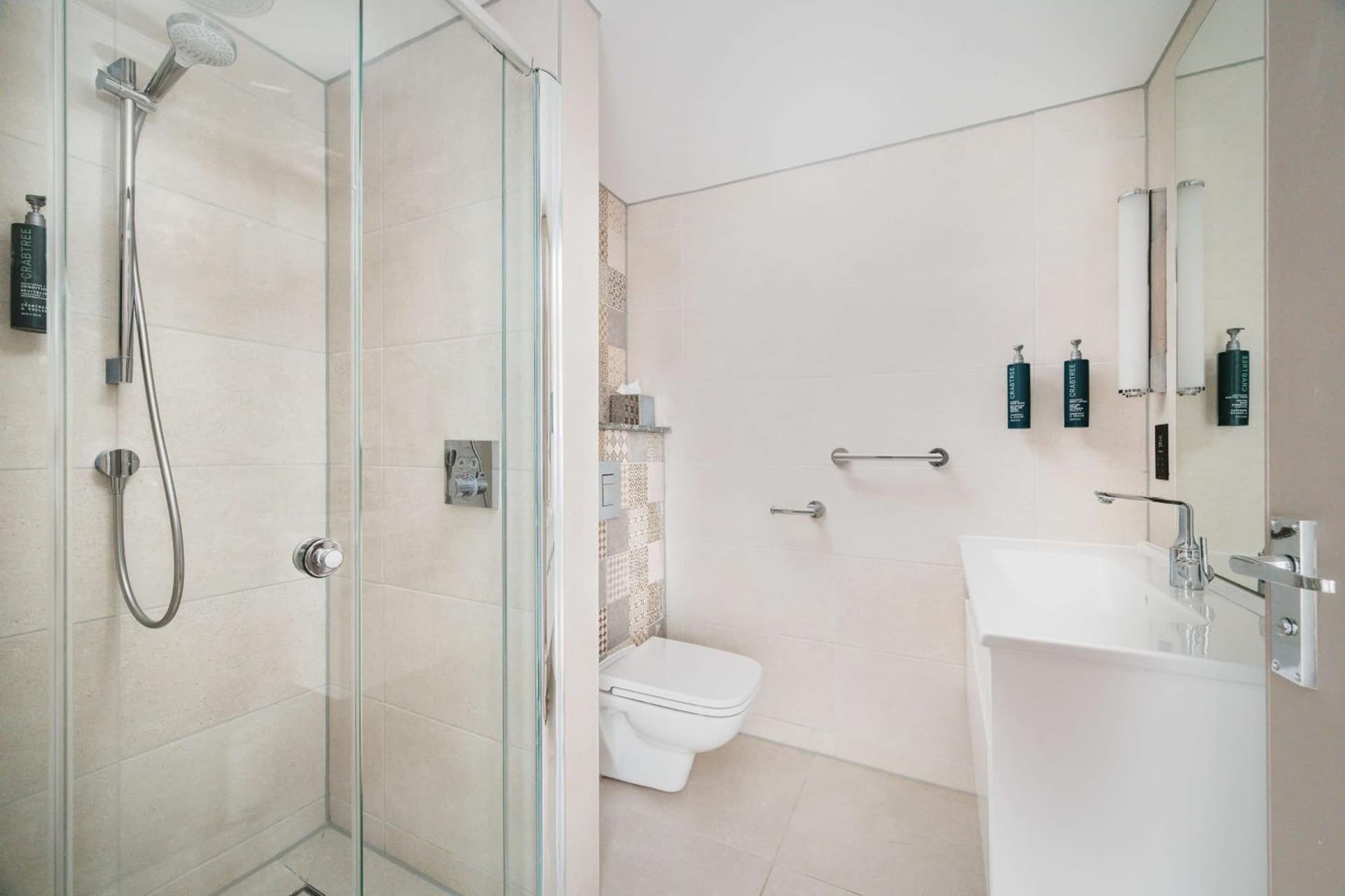 DoubleTree by Hilton Hotel Newcastle International Airport