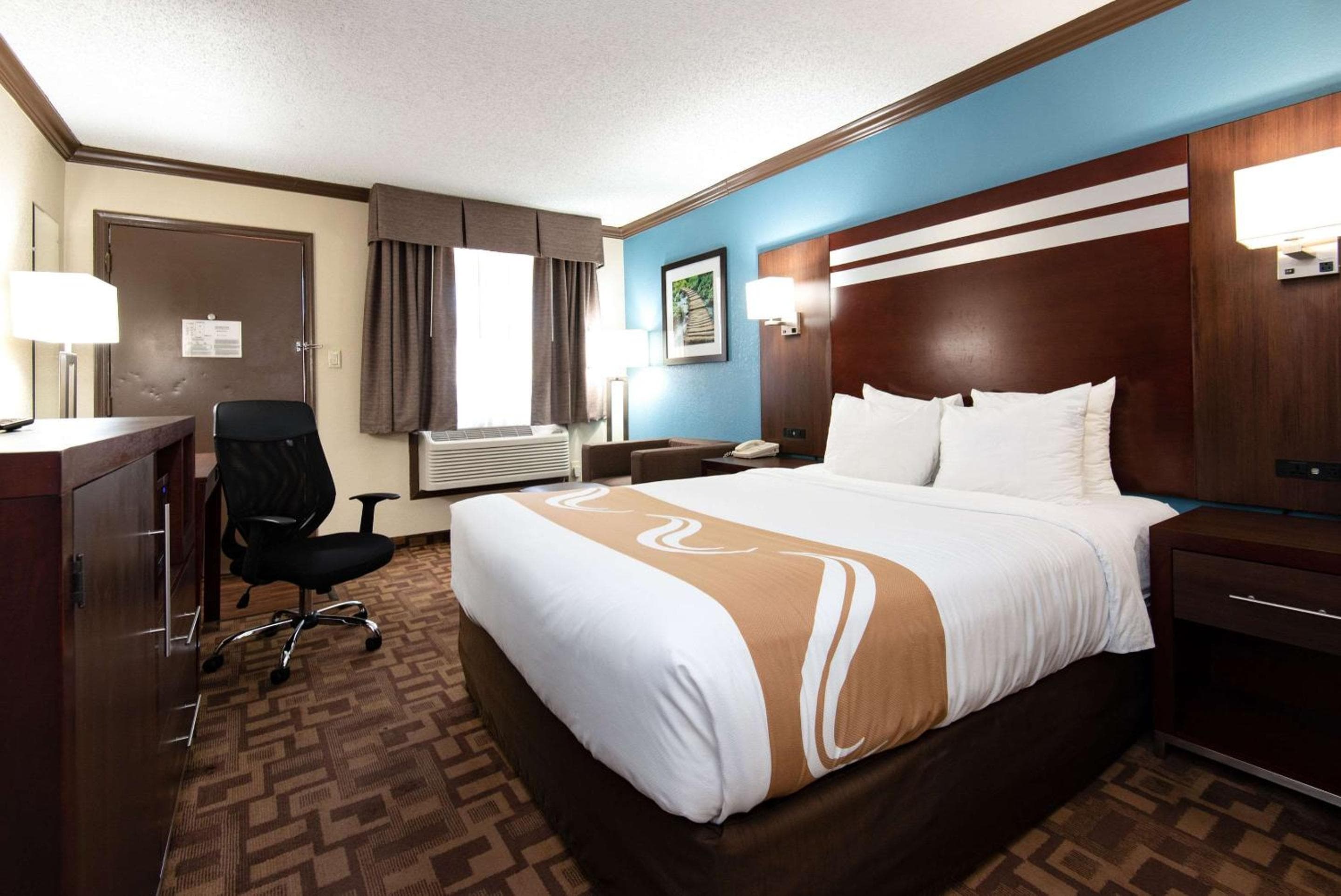 Quality Inn & Suites Quakertown - Allentown