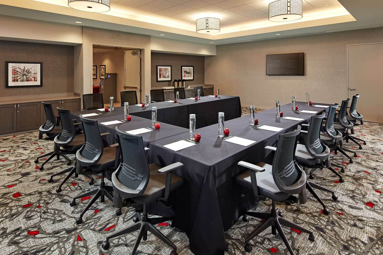 Homewood Suites by Hilton Long Beach Airport