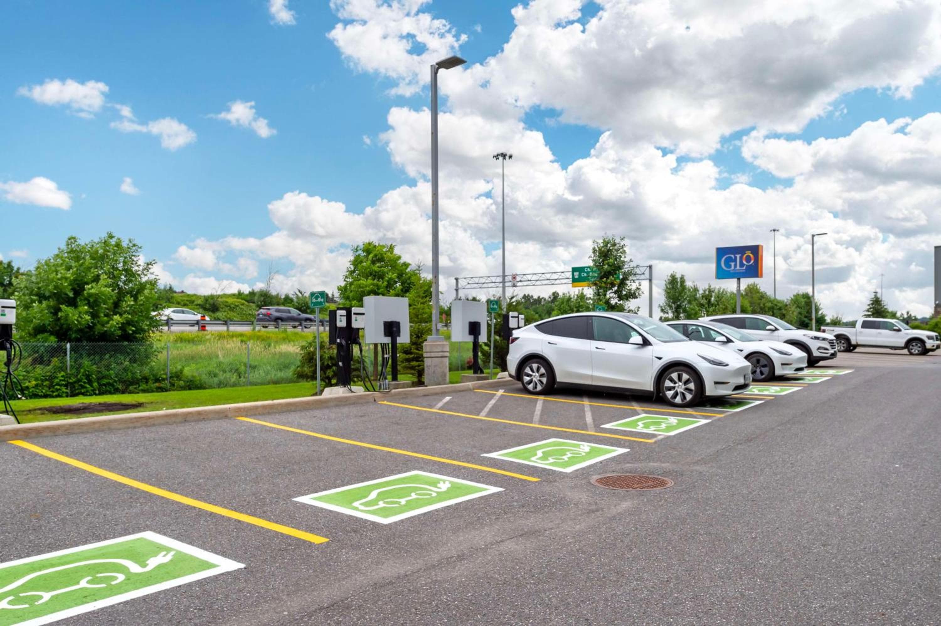 GLō Best Western Kanata Ottawa West