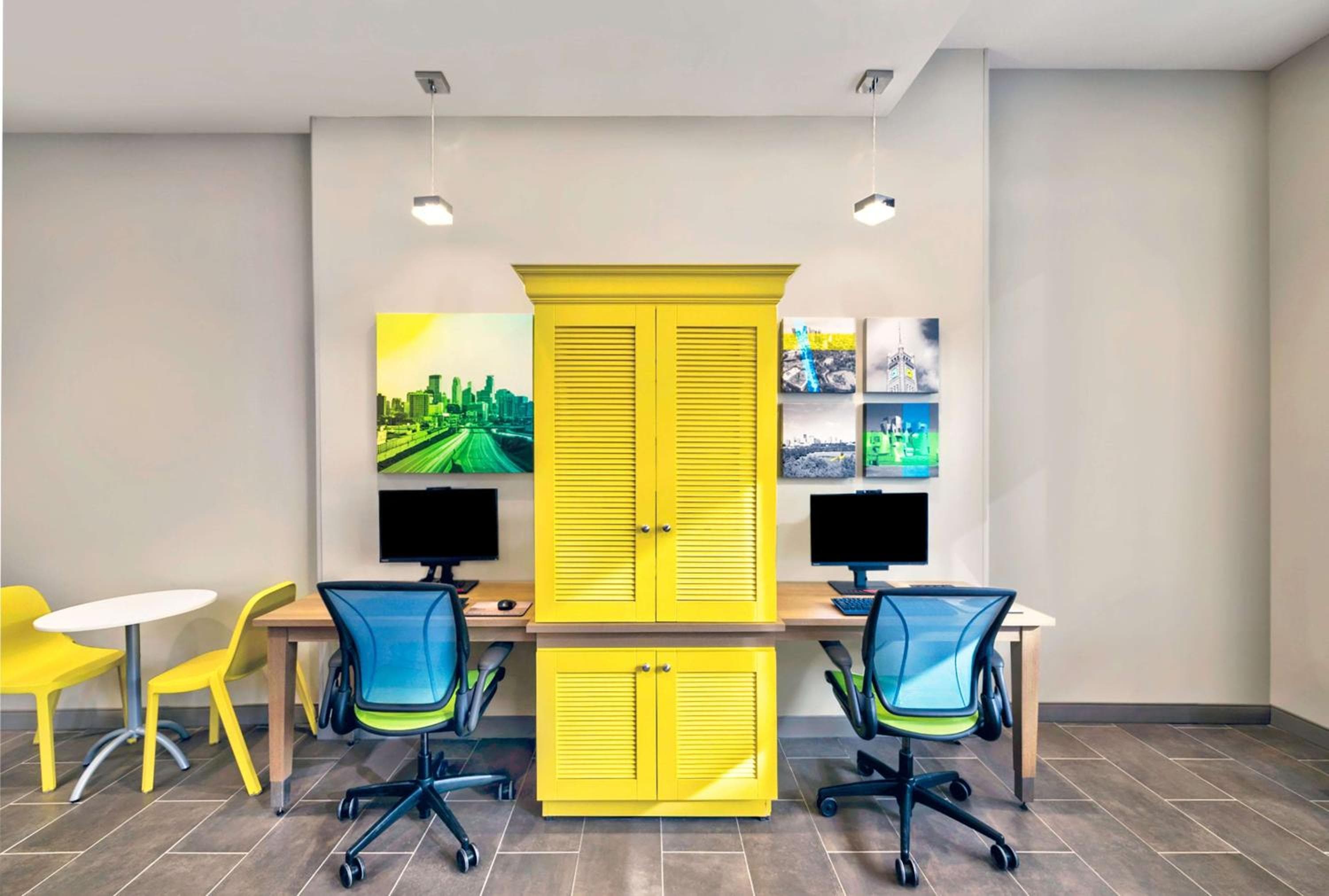 Home2 Suites by Hilton Minneapolis Downtown