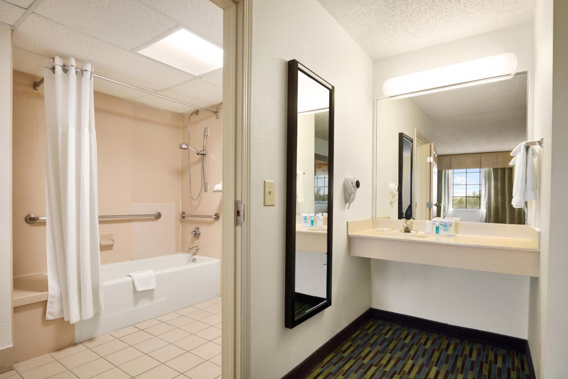 Wyndham Garden Wichita Downtown