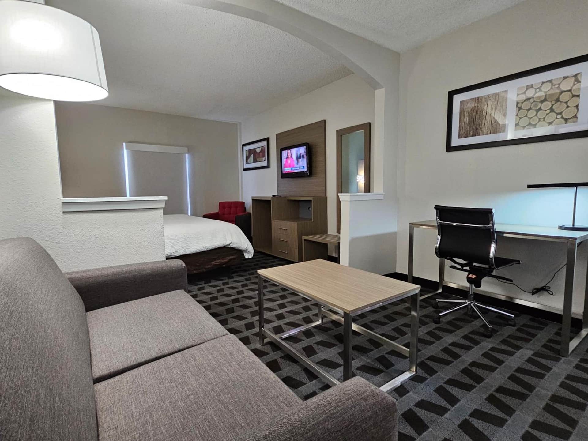 Quality Inn & Suites Irving DFW Airport South