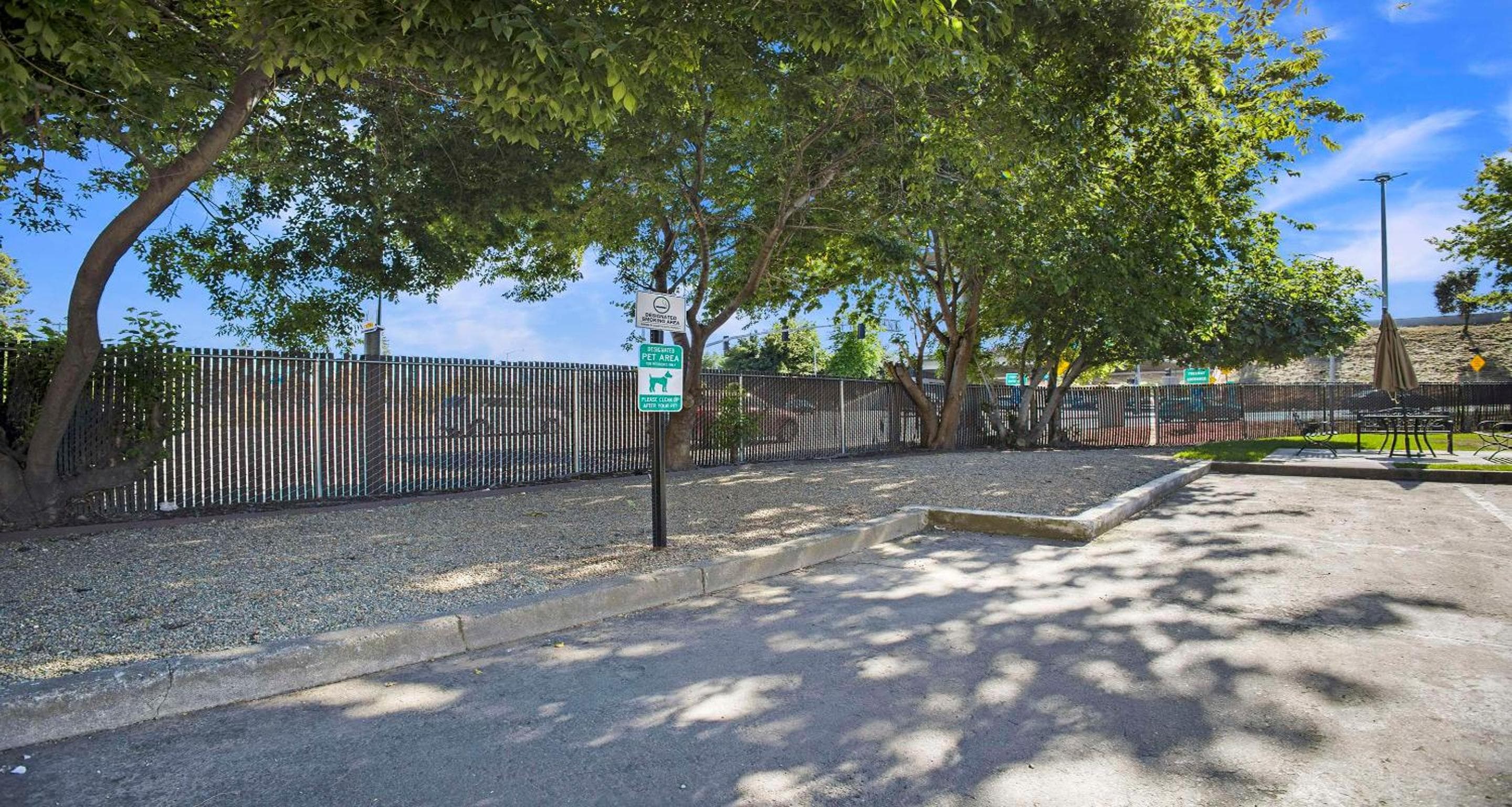 SureStay Plus by Best Western Sacramento North