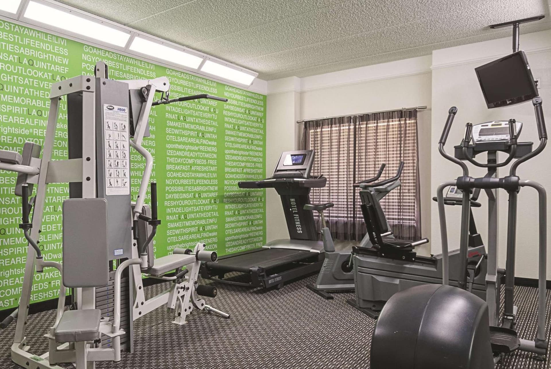 La Quinta Inn & Suites by Wyndham Ontario Airport