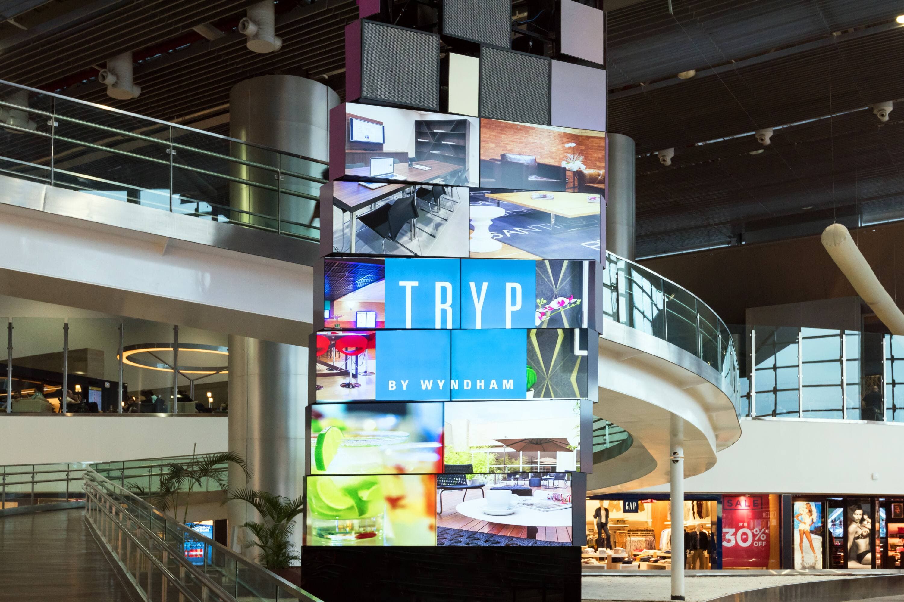 TRYP BY WYNDHAM São Paulo Airport - Hotel de Transito Terminal 3 INTERNACIONAL