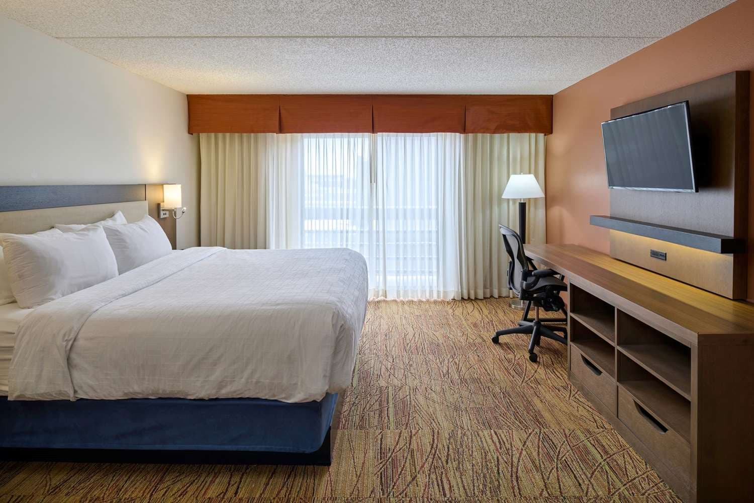 Wyndham El Paso Airport Hotel and Water Park