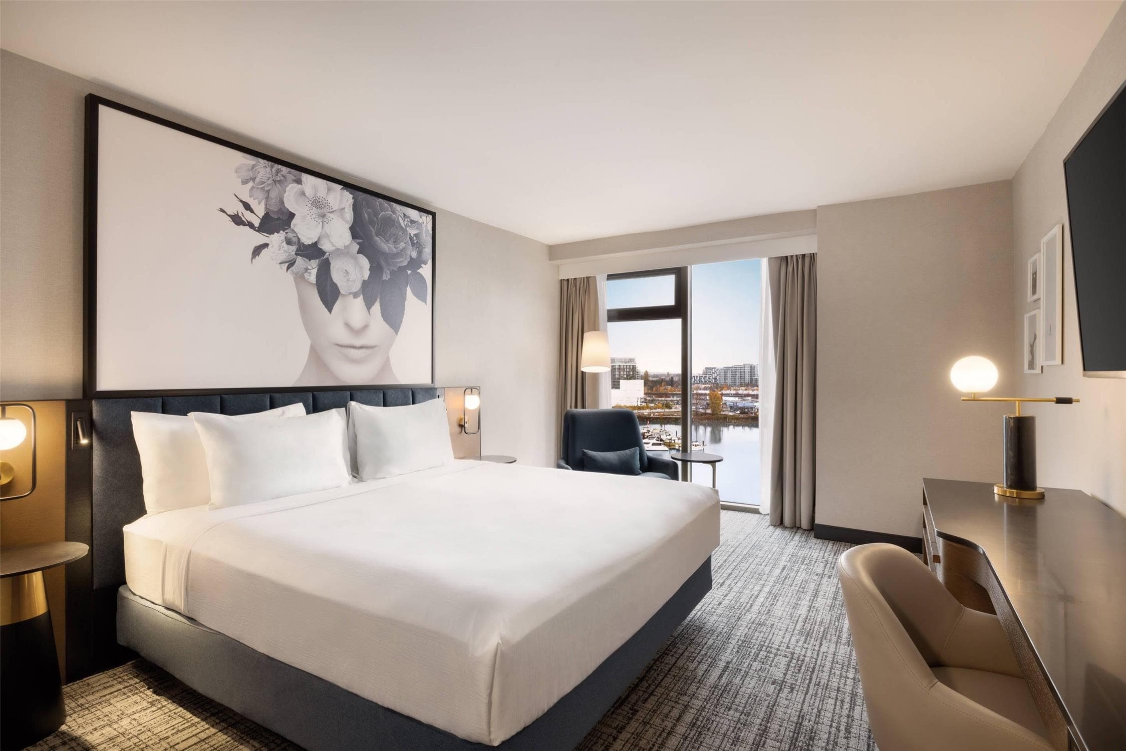 Radisson Blu Vancouver Airport Hotel & Marina