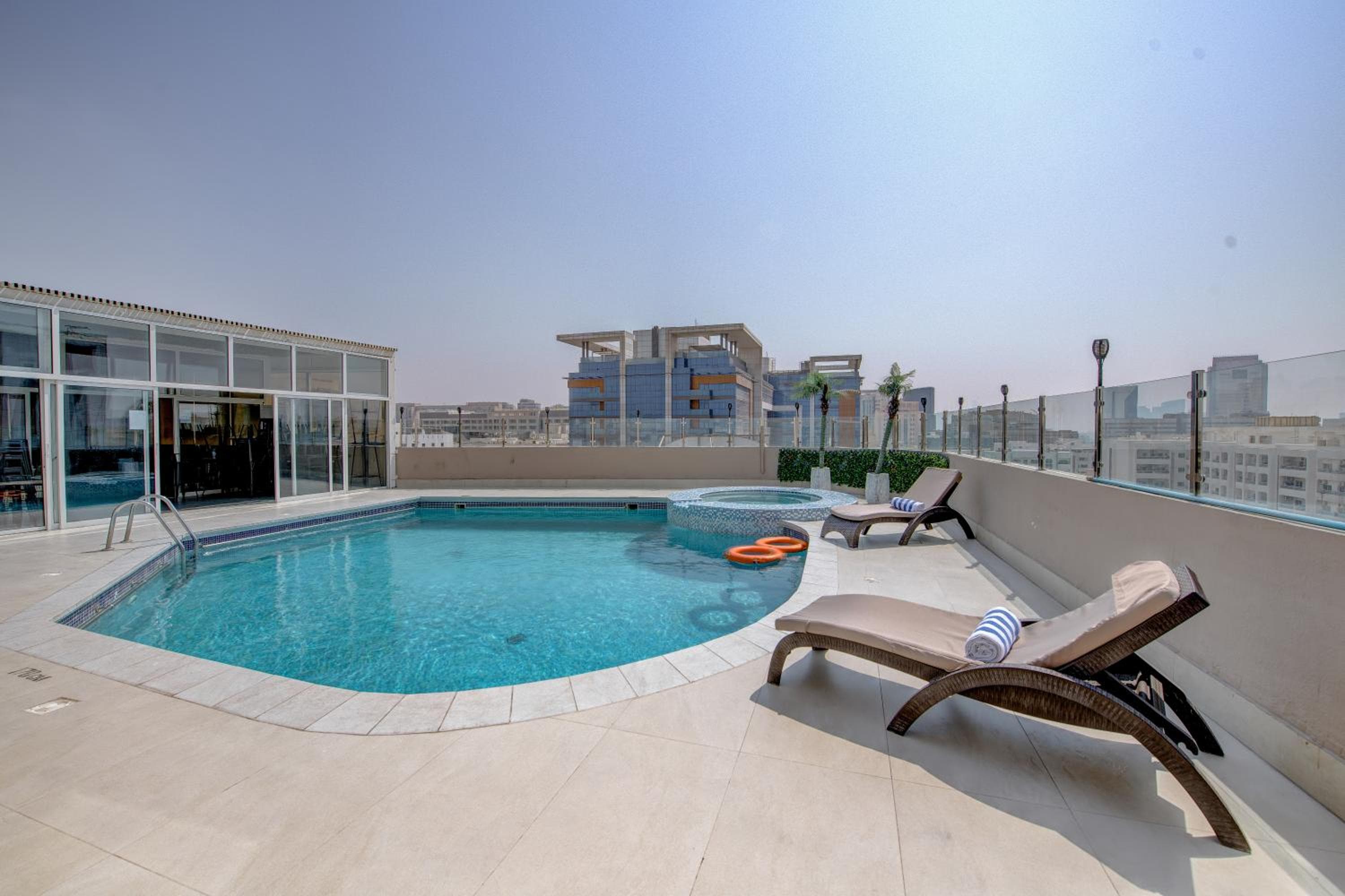 Howard Johnson Plaza by Wyndham Dubai Deira