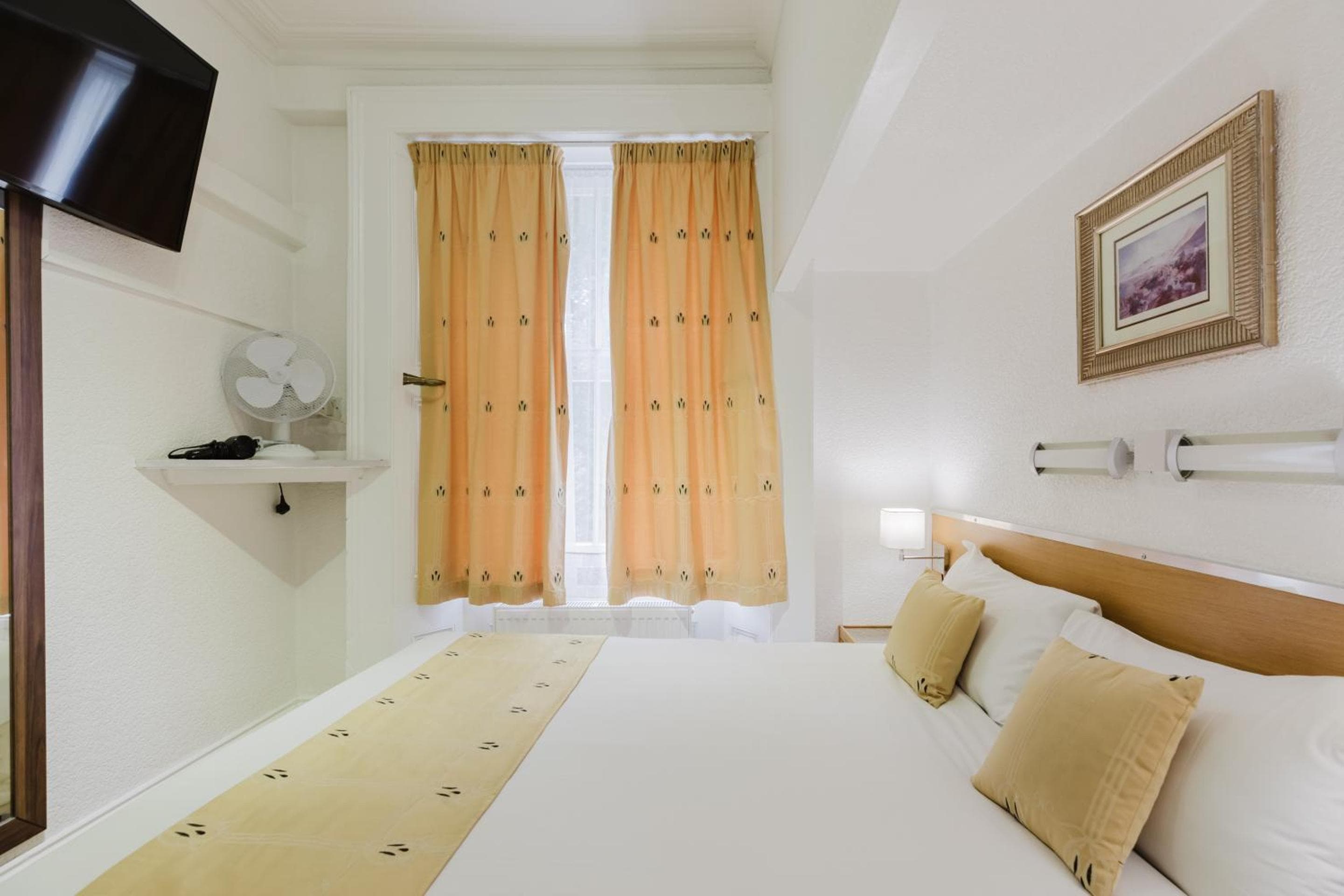 The Chapter Hotels - Falcon Hotel