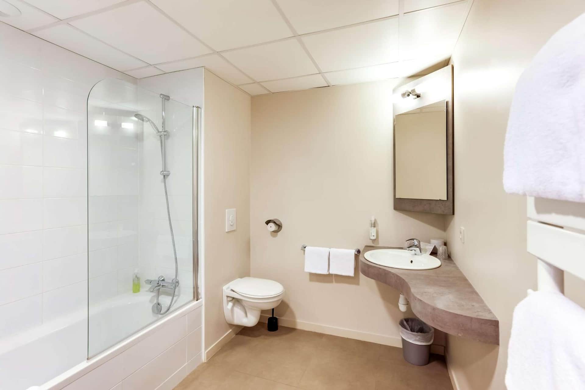Brit Hotel Le Galion & Spa