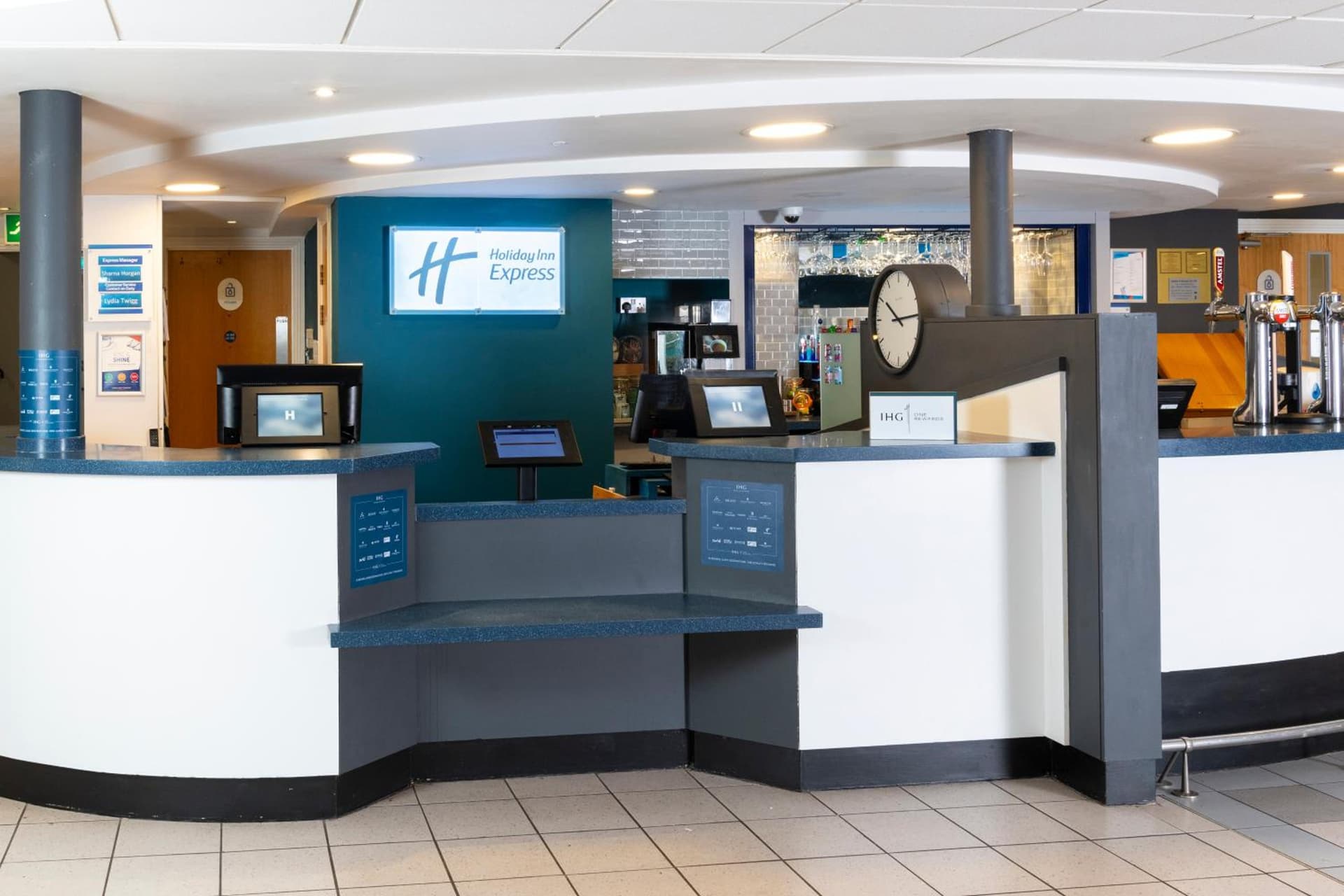 Holiday Inn Express - Stafford