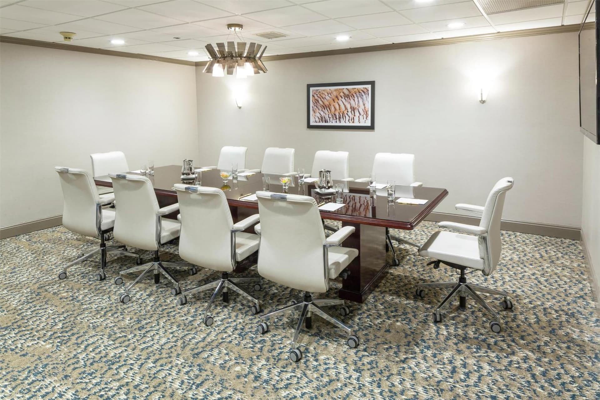 DoubleTree by Hilton Downtown Wilmington - Legal District