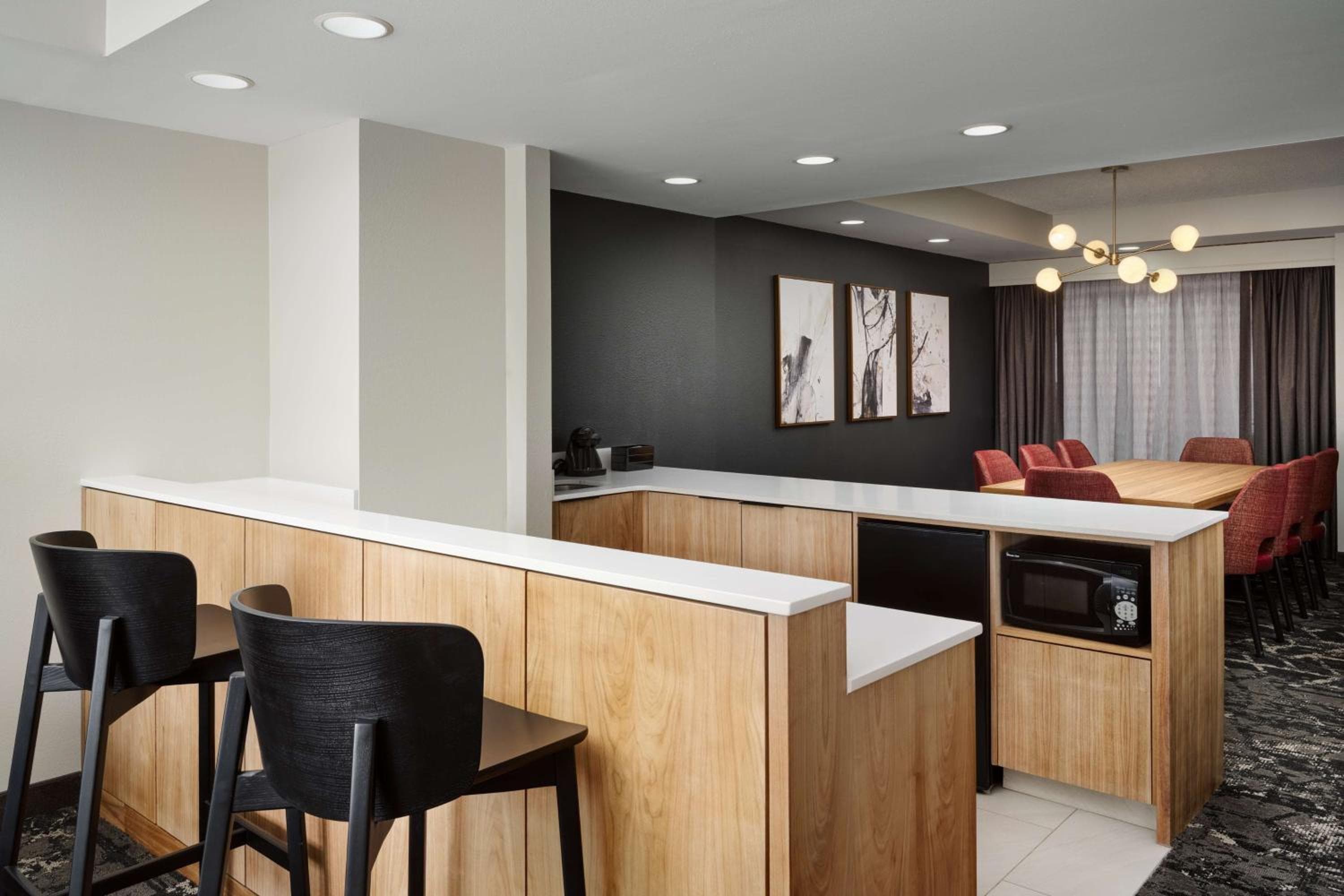 Embassy Suites by Hilton Hampton Convention Center