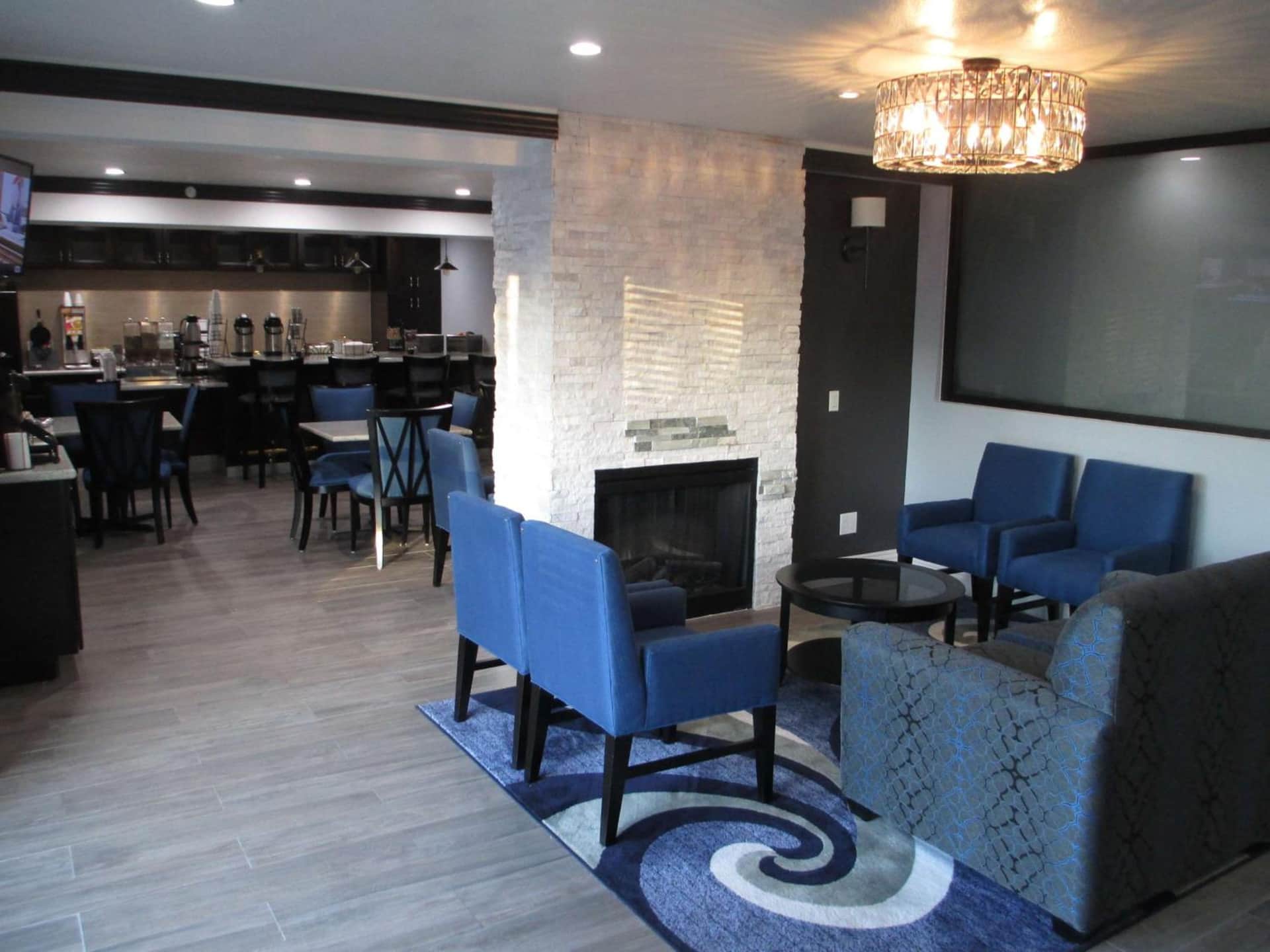 Best Western Plus Diamond Valley Inn