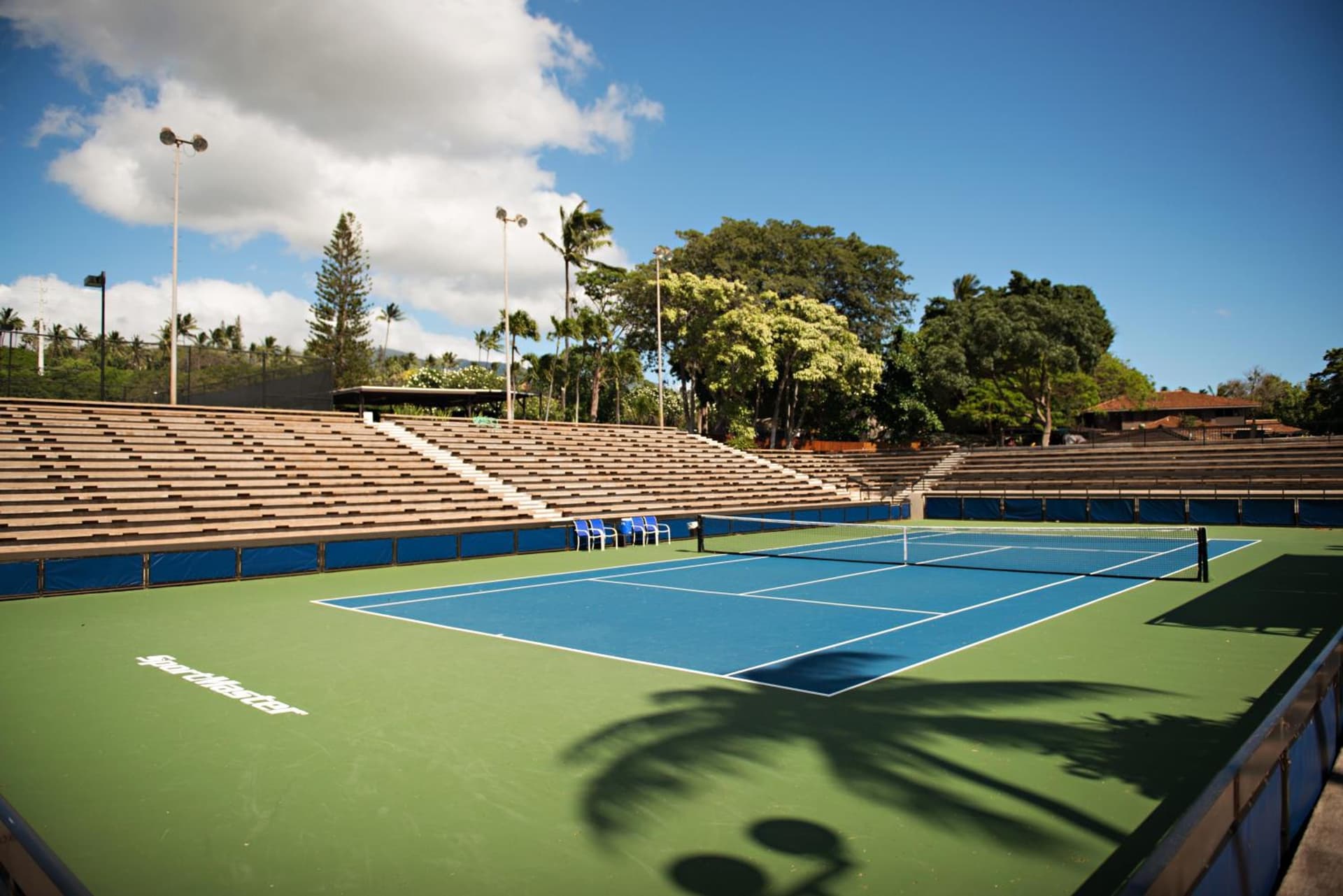 Royal Lahaina Resort & Bungalows
