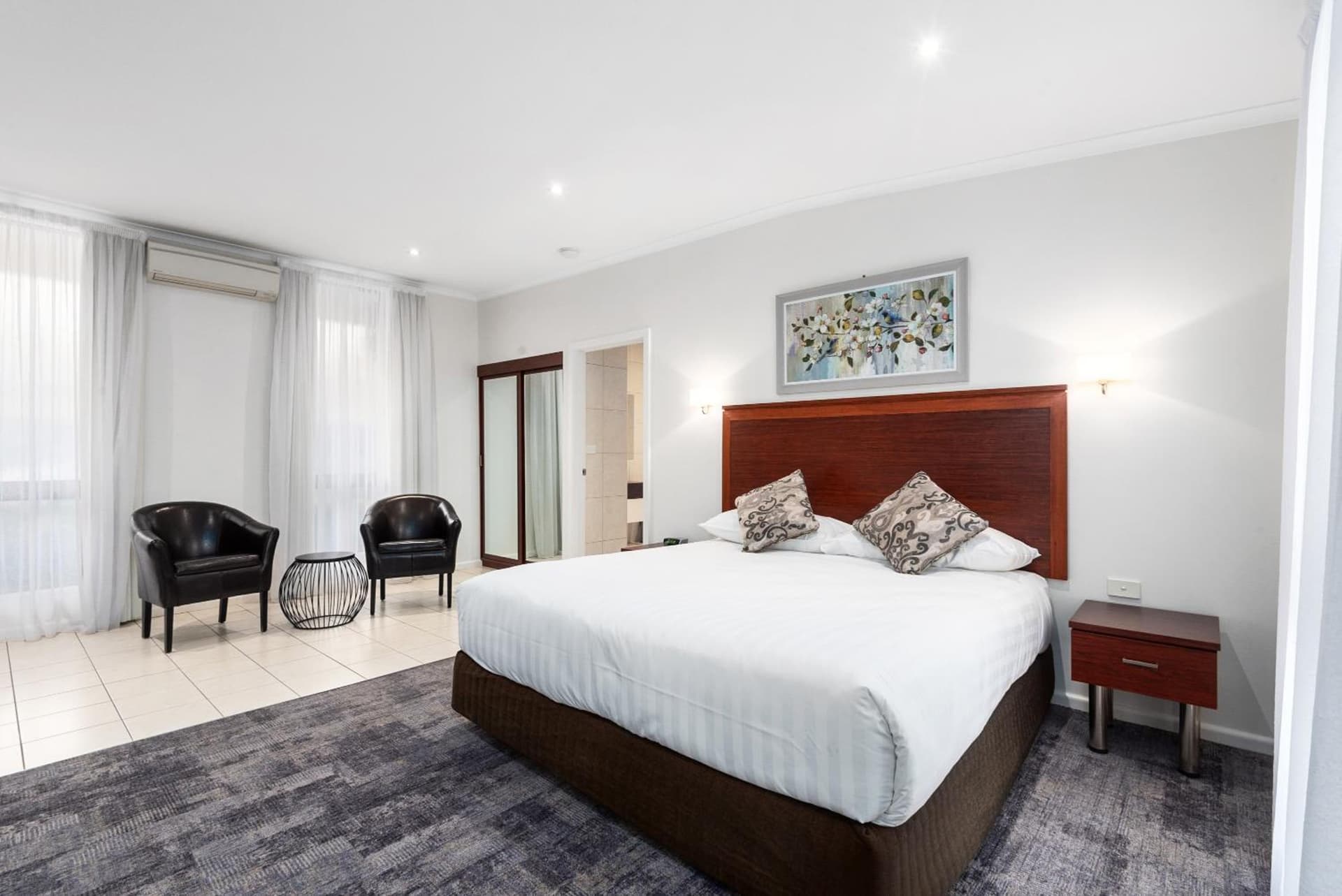 Comfort Inn Deakin Palms