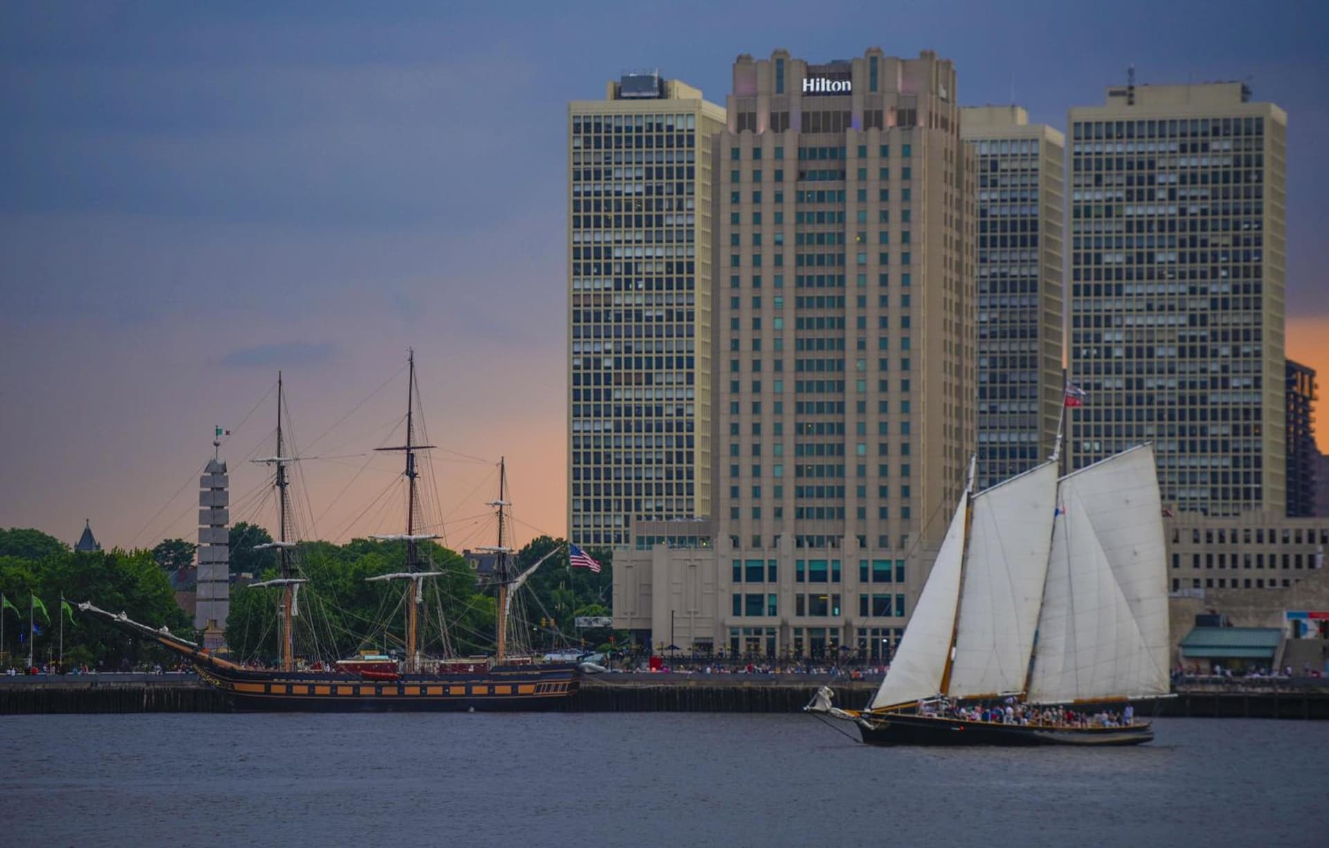 Hilton Philadelphia at Penn's Landing