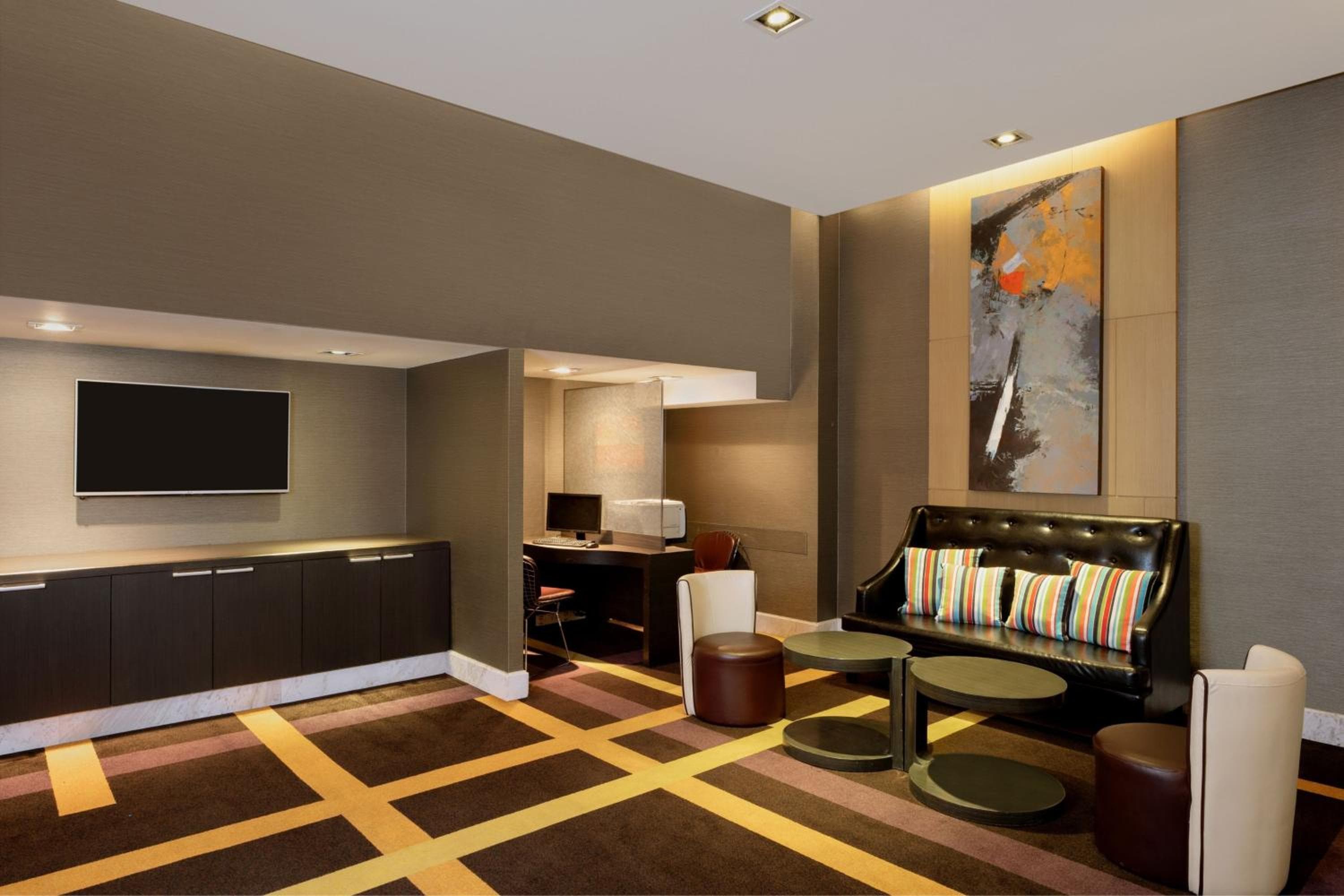 Paradox Bangkok Sukhumvit