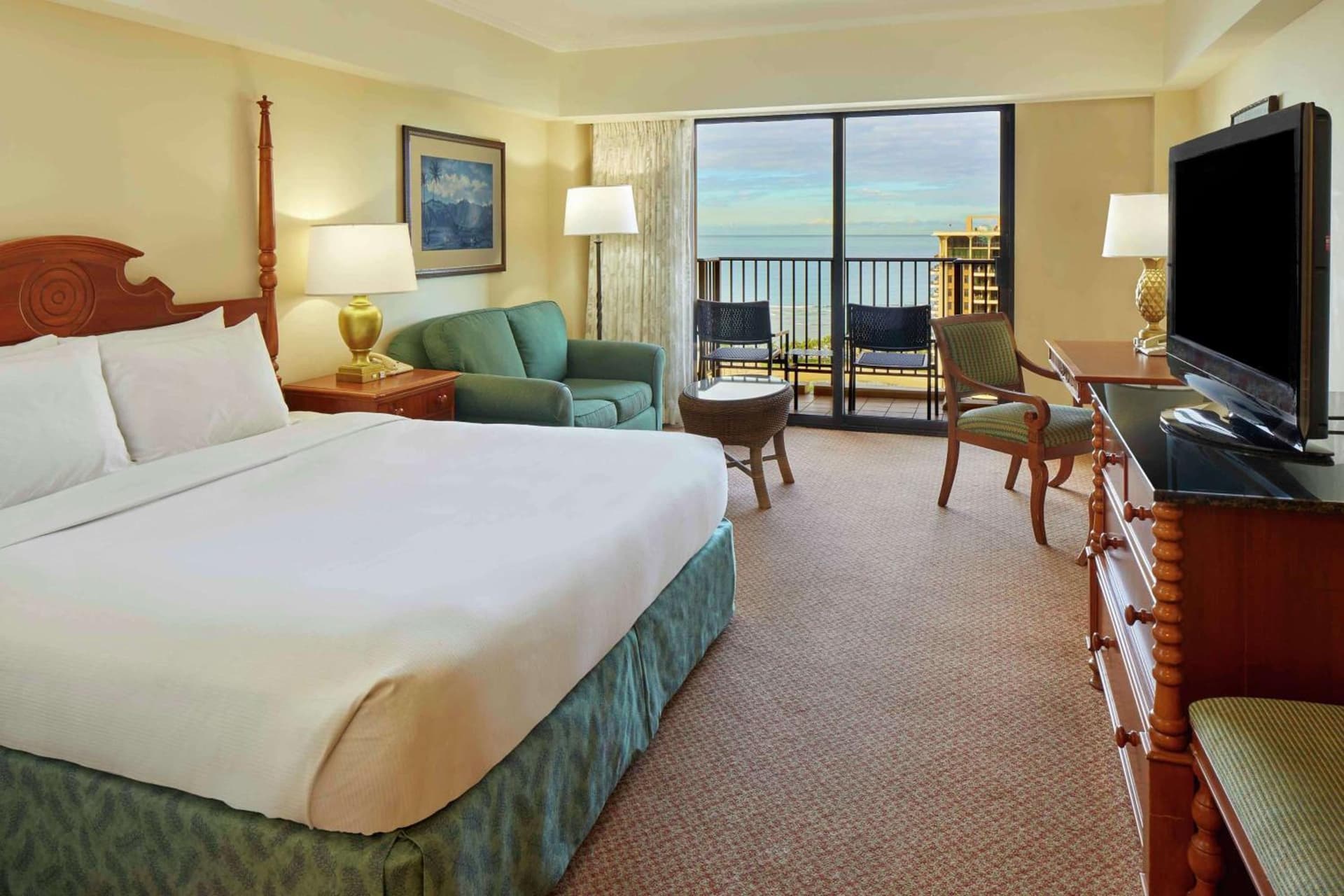Hilton Hawaiian Village Waikiki Beach Resort
