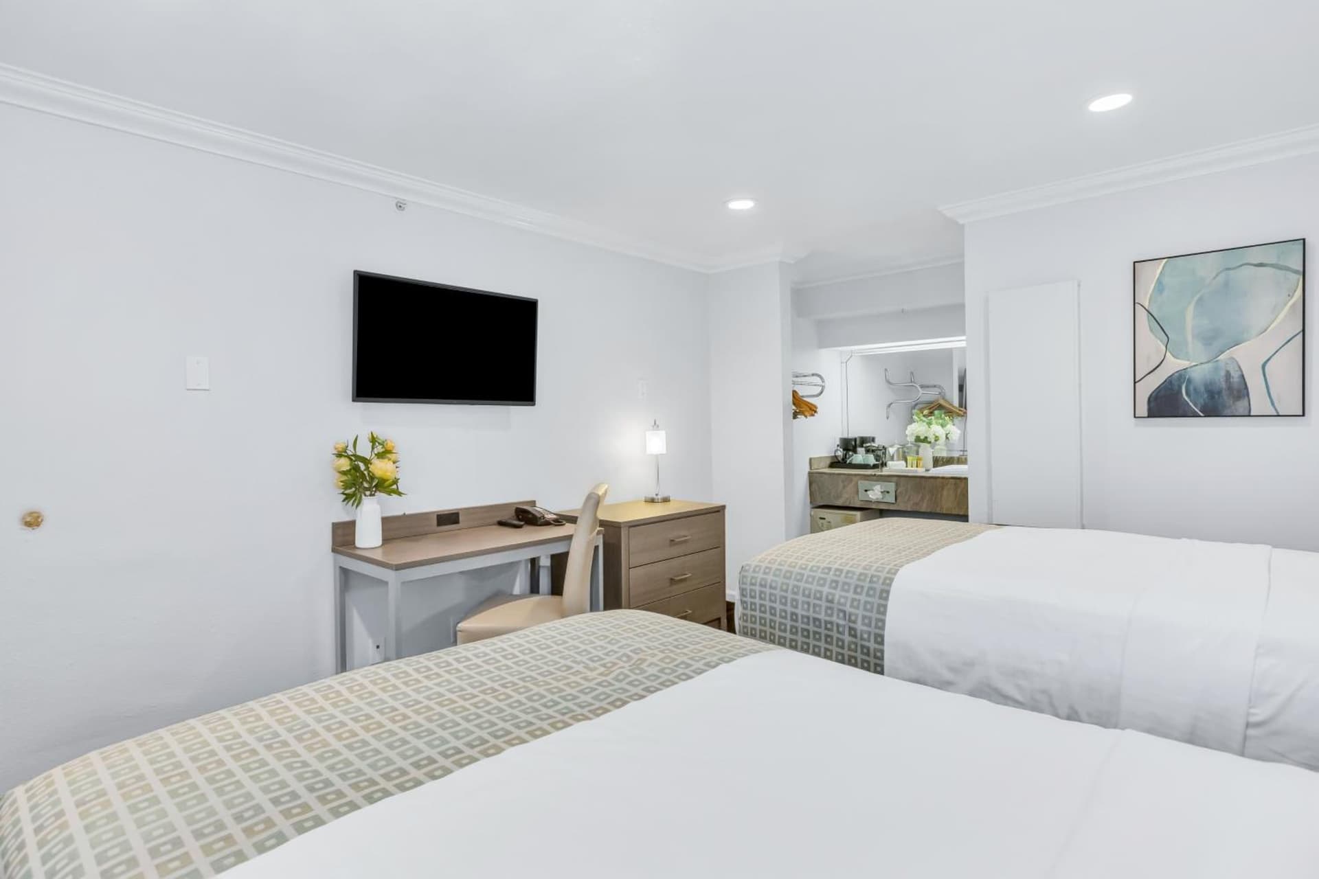 Napa Valley Hotel and Suites