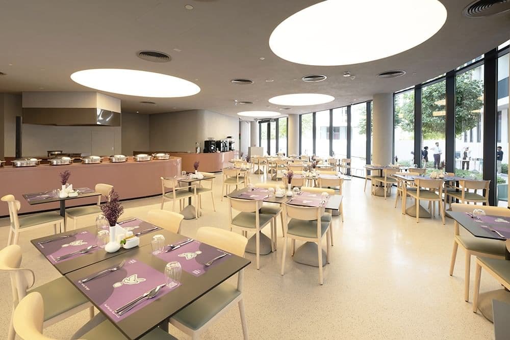Nest Hotel, Aljada