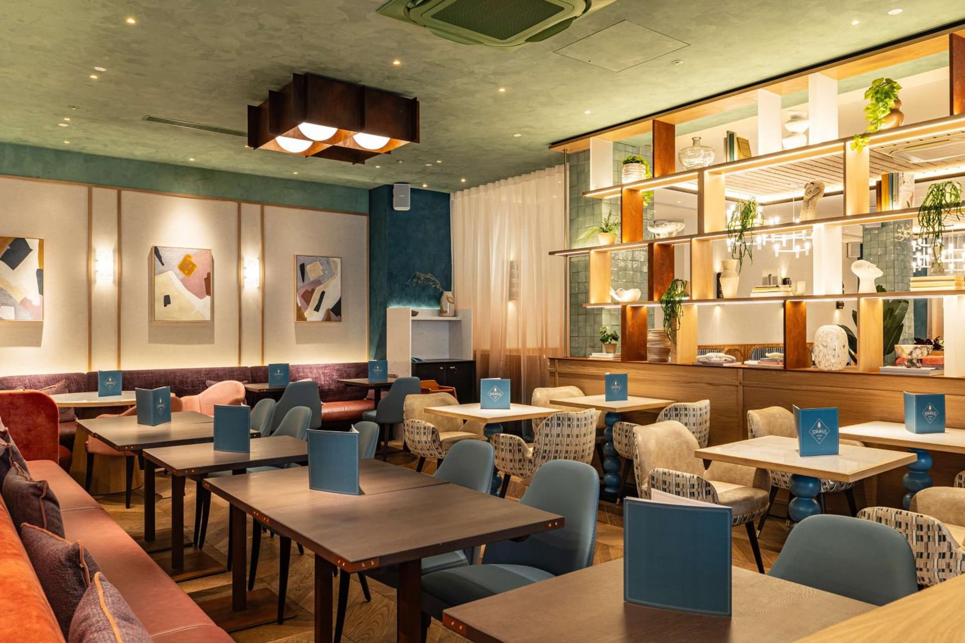 DoubleTree by Hilton London - Victoria