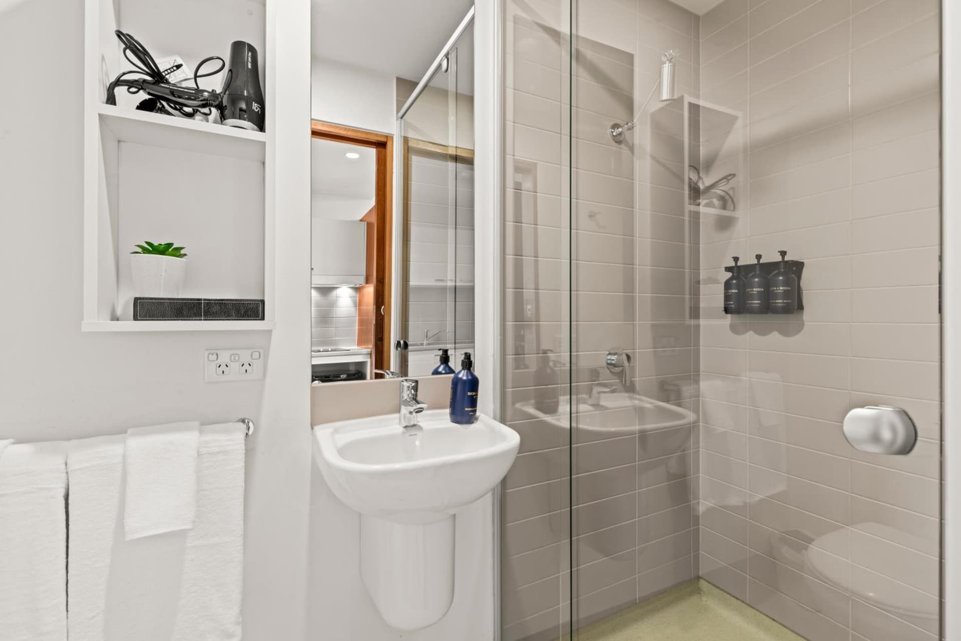 Comfort Inn Geelong (formerly T&G Heritage Hotel)