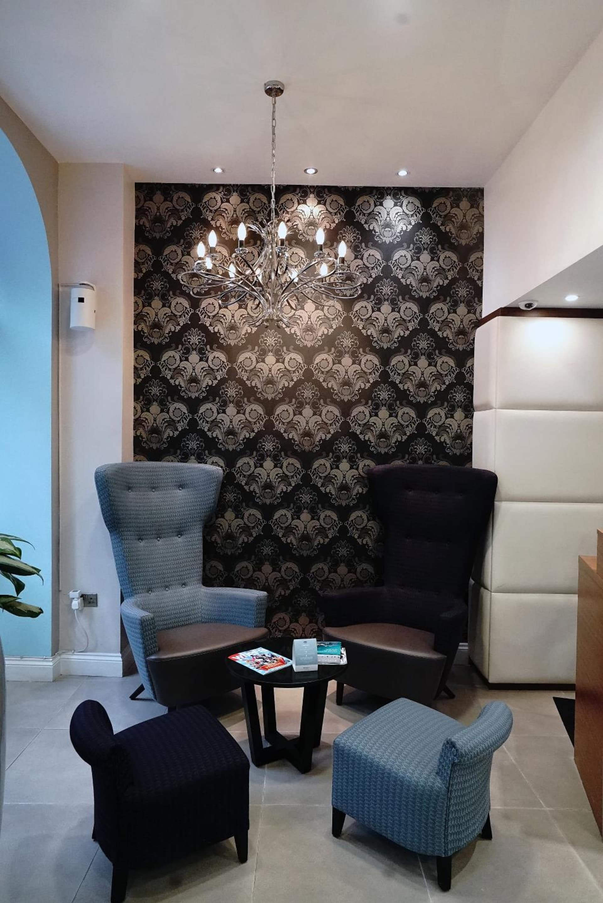 London Bloomsbury Square Hotel by IHG