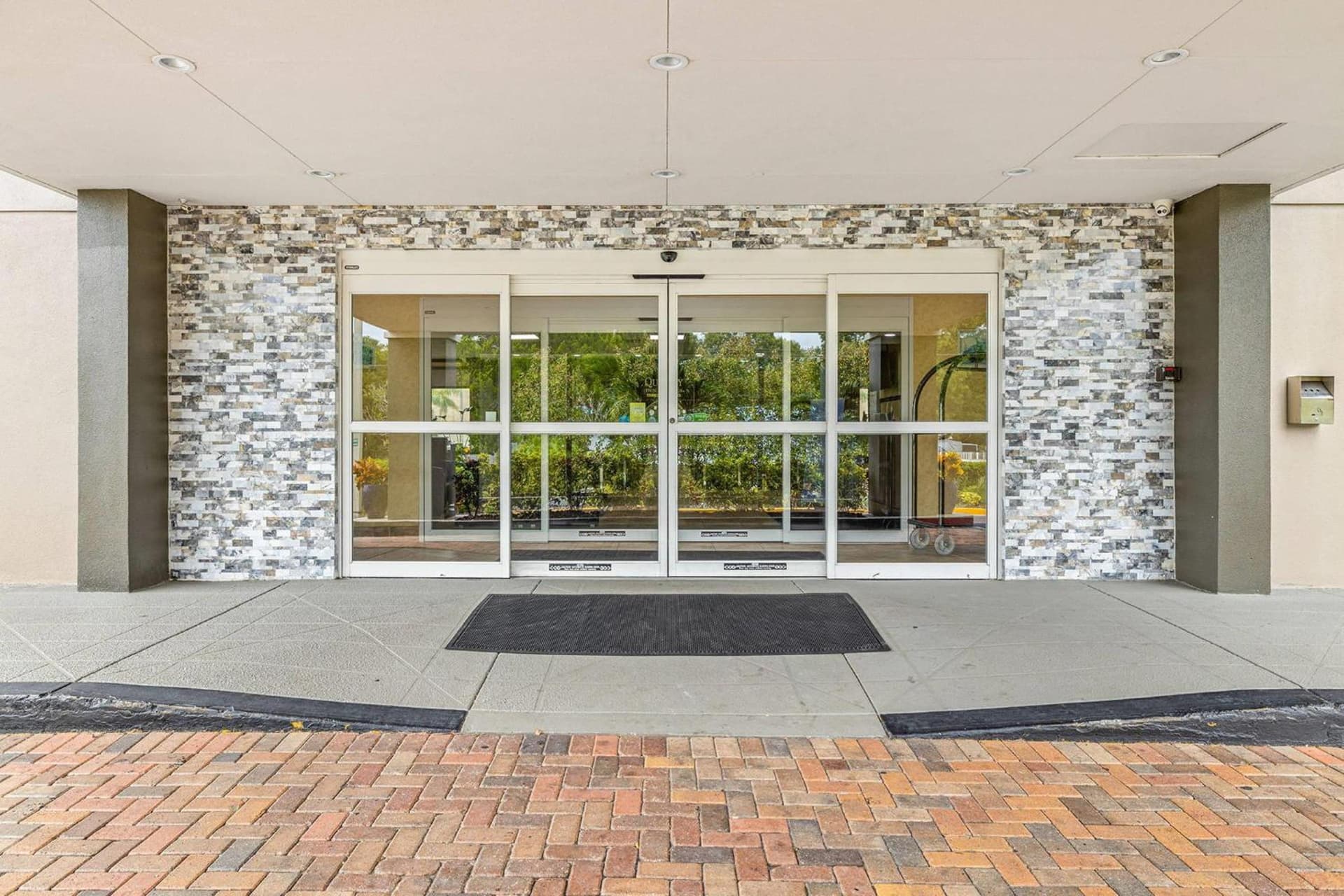 Quality Inn & Suites Tampa near Fairgrounds and Casino