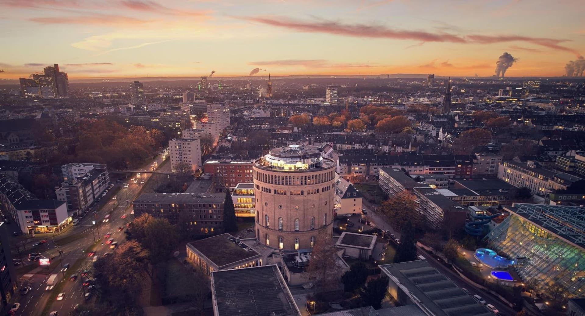 Wasserturm Hotel Cologne, Curio Collection by Hilton