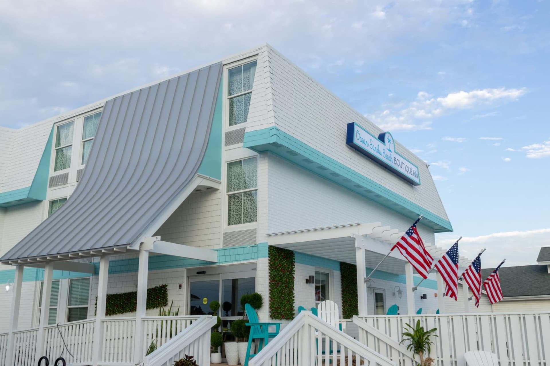 Ocean Sands Beach Boutique Inn NC