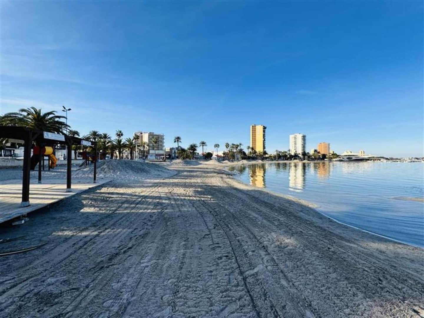 Albohera Playa Hotel By Belvilla Resorts