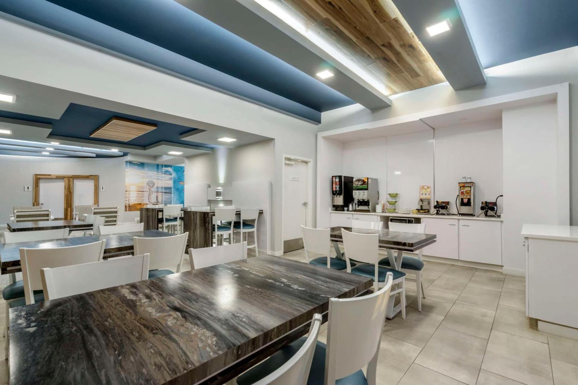 Clarion Pointe Tampa-Brandon Near Fairgrounds and Casino