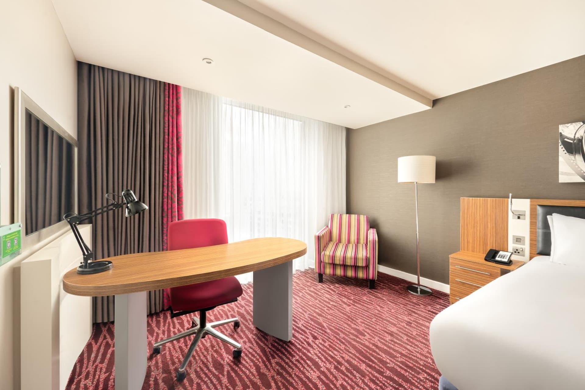 Holiday Inn Manchester-Mediacityuk by IHG