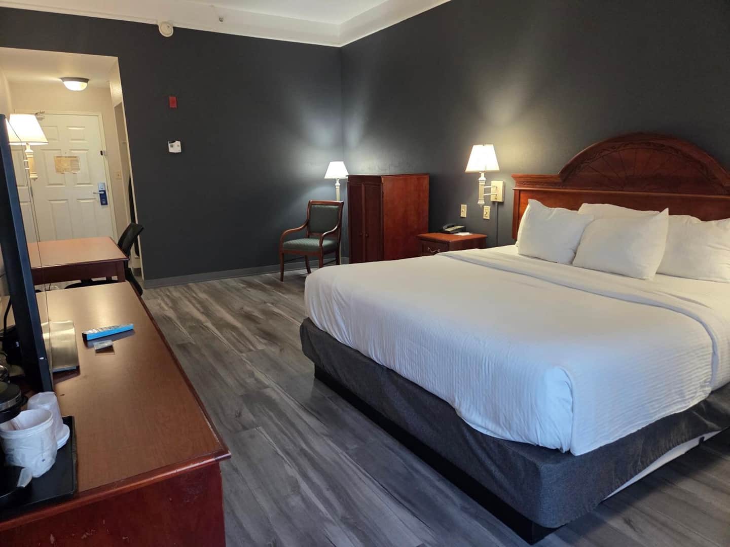 Staywell Inn & Suites I-75