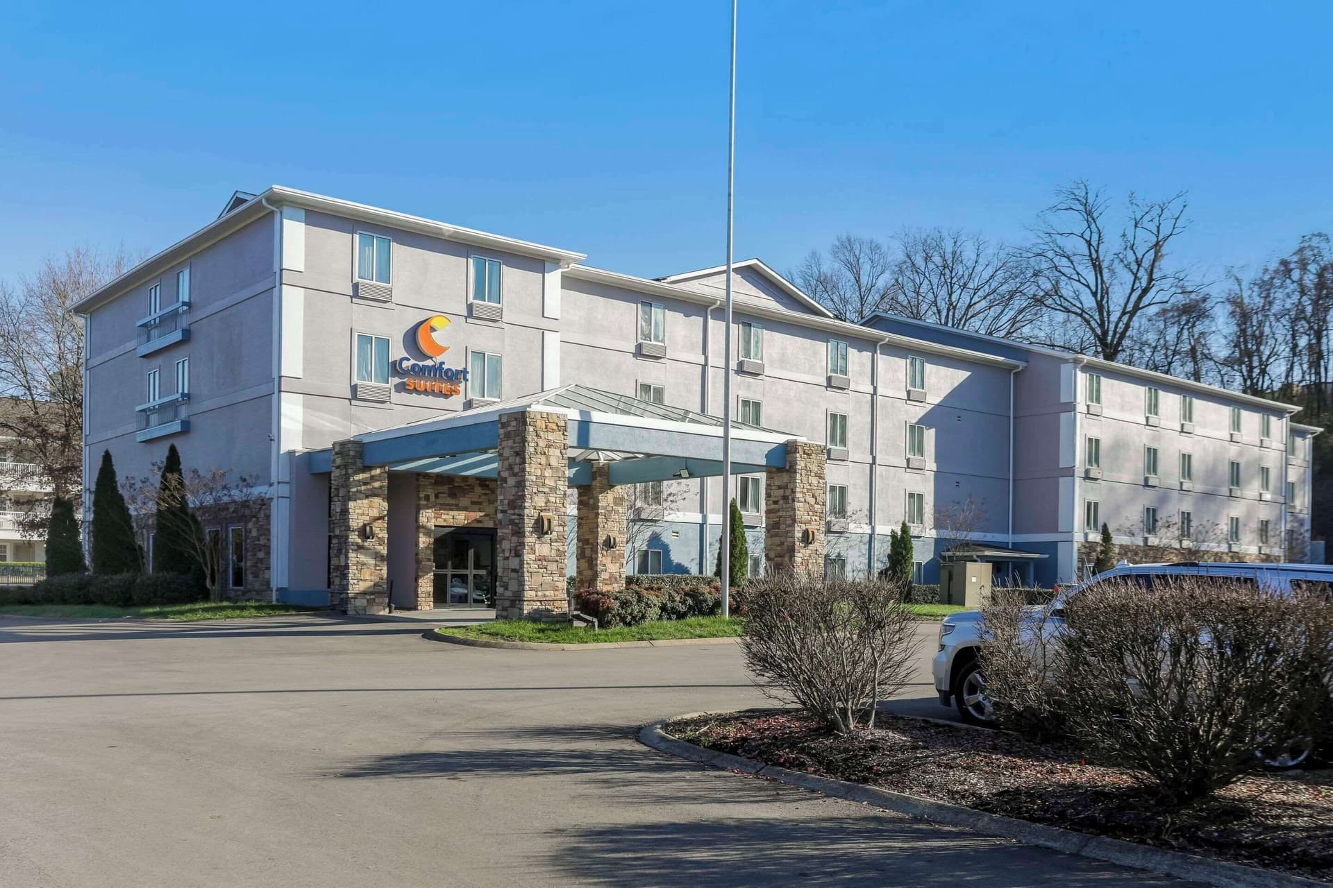 Comfort Suites Nashville Airport - BNA