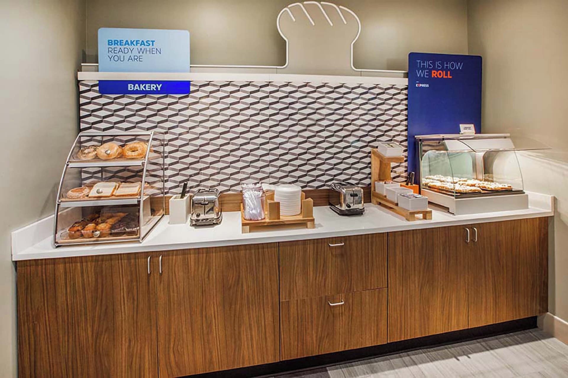 Holiday Inn Express & Suites South Portland