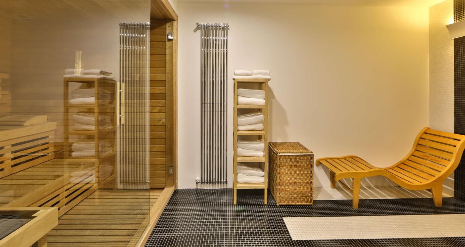Best Western Premier Hôtel CHC Airport