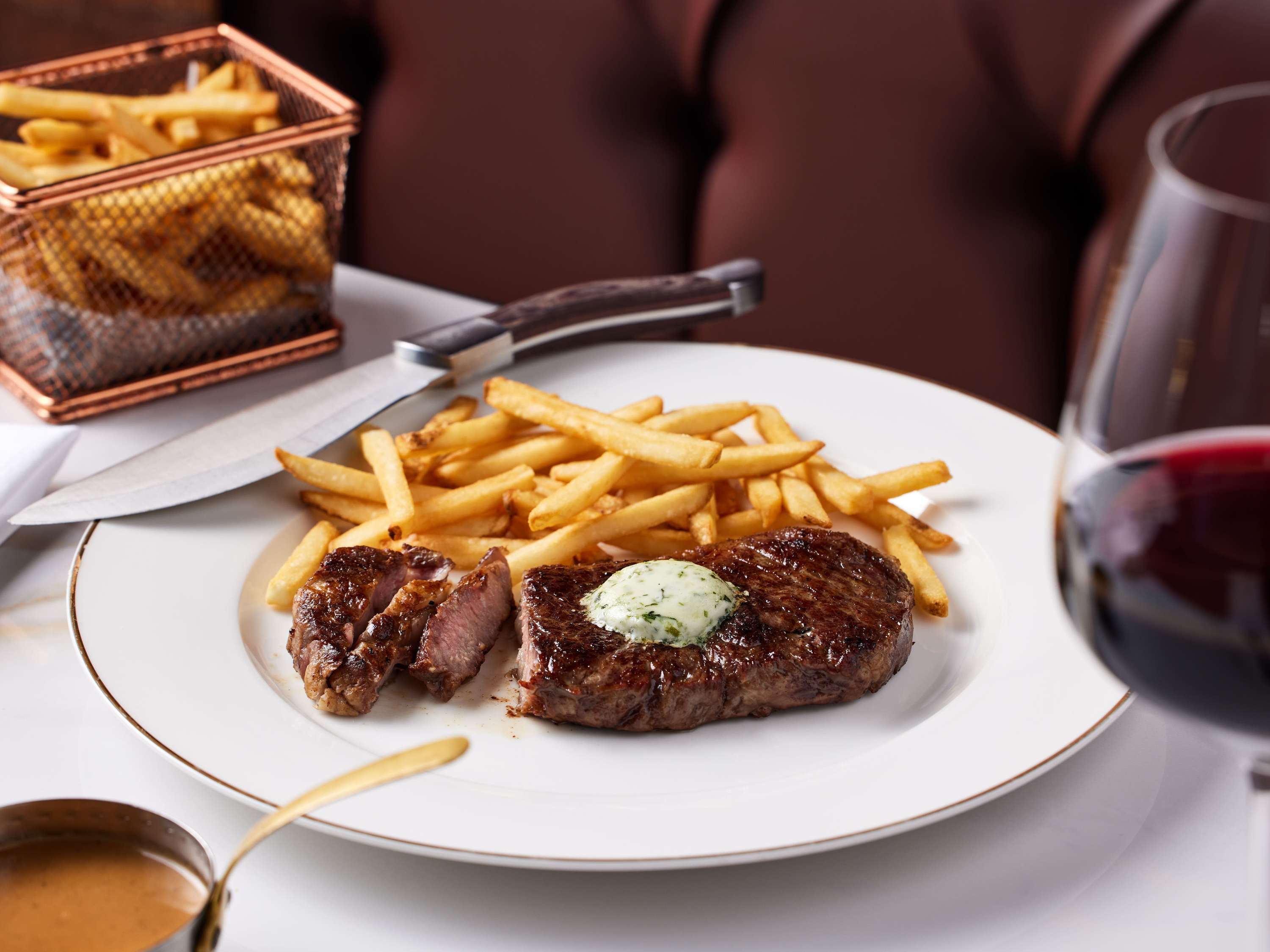 Sofitel Dubai The Palm Resort & Spa