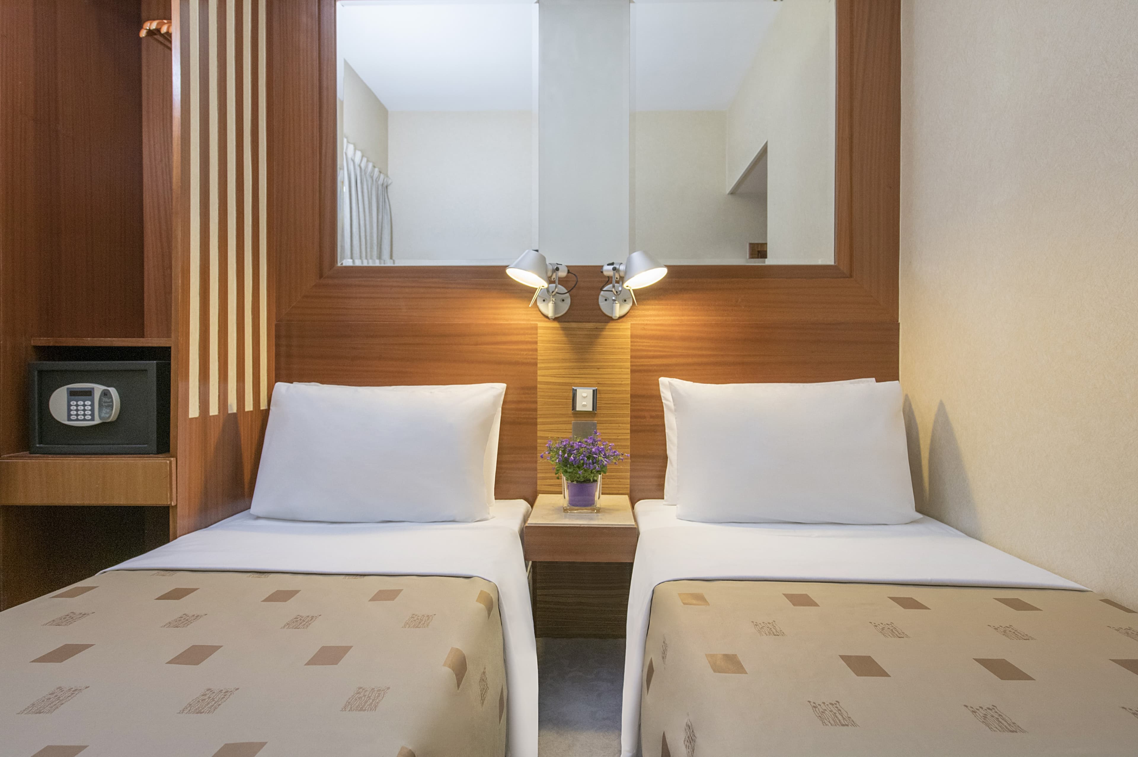 Silka West Kowloon, Hong Kong