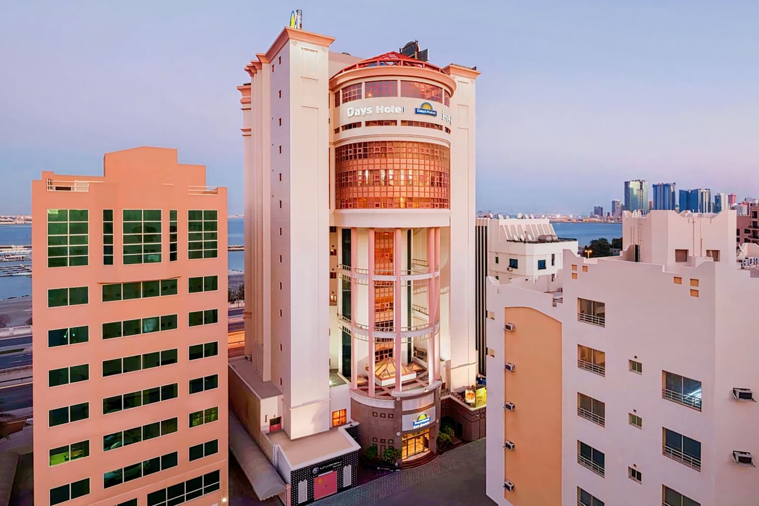 Happy Days Hotel